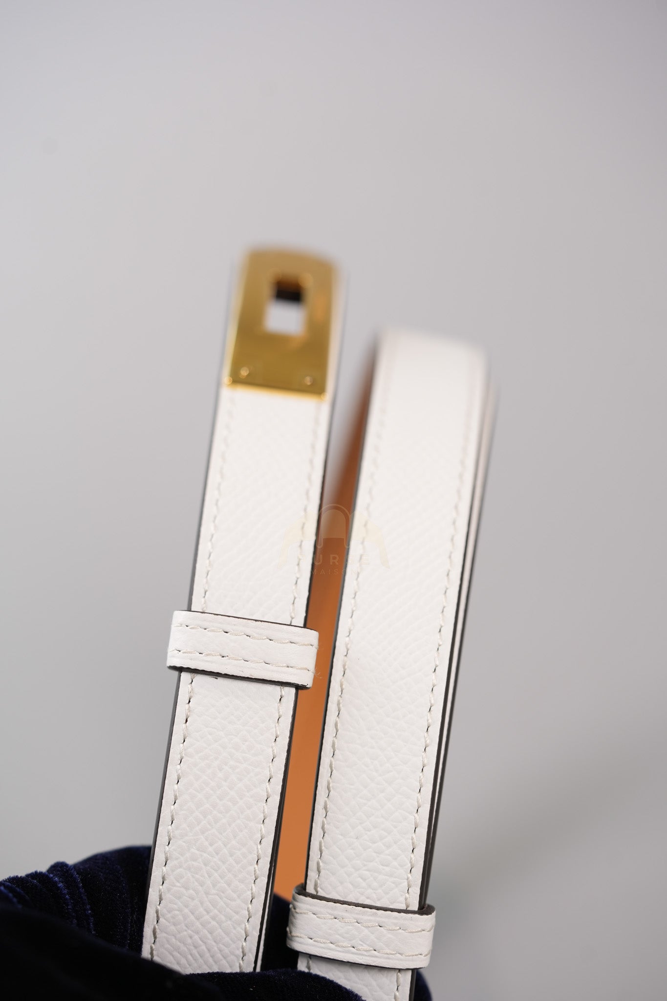 Kelly Belt in White Epsom Gold Hardware Stamp K(2025) | Purse Maison Luxury Bags Shop