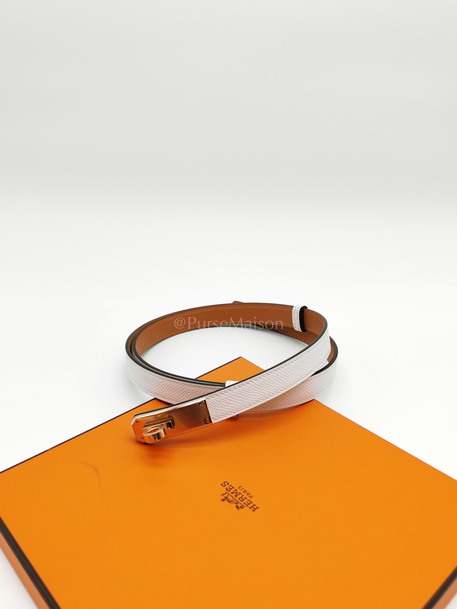 Kelly Belt Blanc in Epsom Leather and Rose Gold Hardware Stamp K (2025) | Purse Maison Luxury Bags Shop