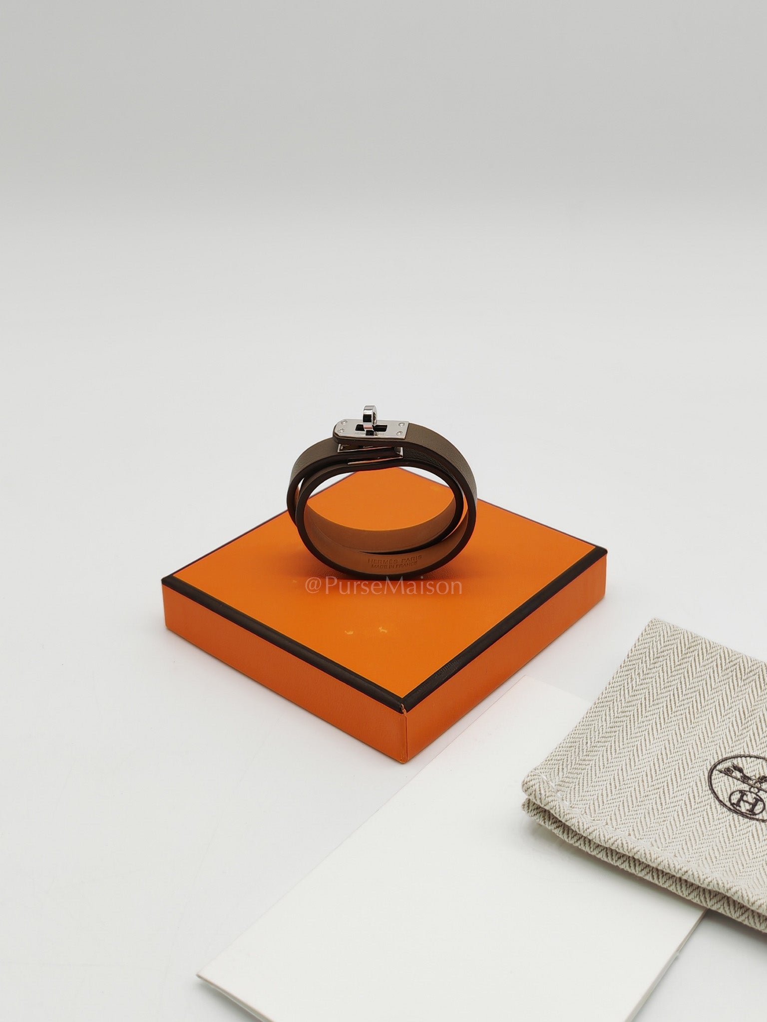Kelly Double Tour Bracelet Swift Leather in Palladium Hardware Stamp U(2022) | Purse Maison Luxury Bags Shop