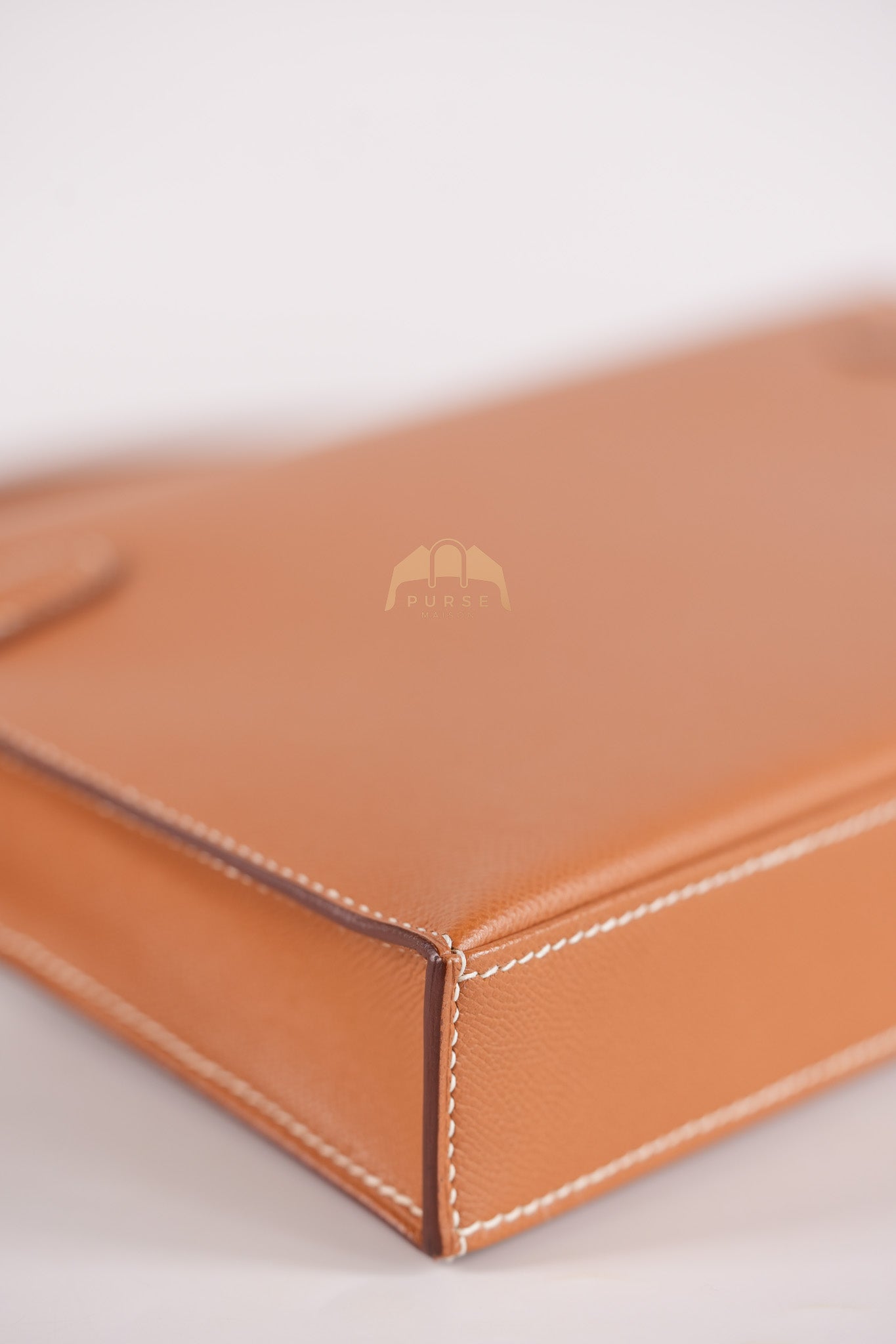 Kelly Elan in Gold in Veau Madame Leather and Gold Hardware Stamp B (2023) | Purse Maison Luxury Bags Shop