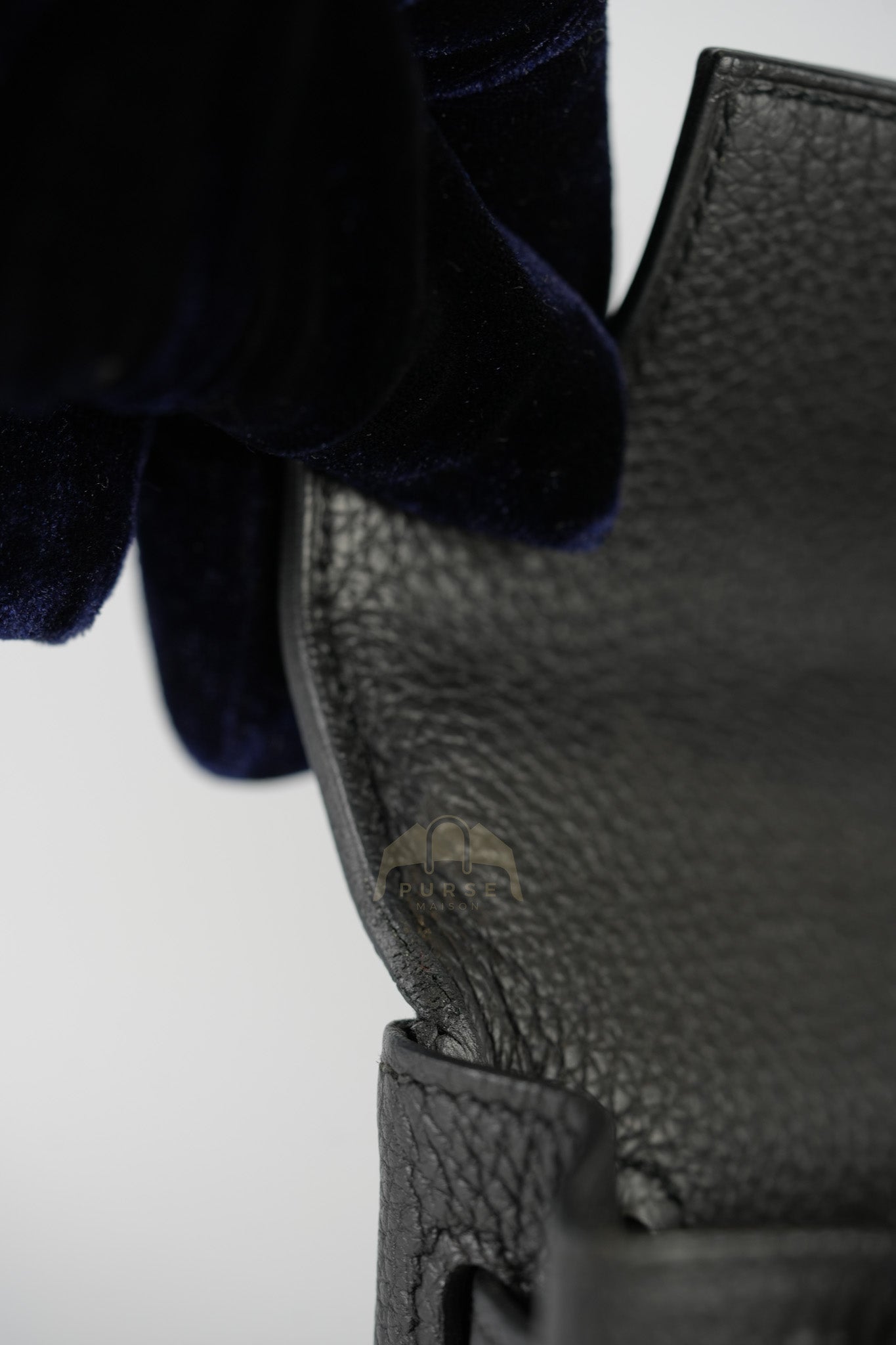 Kelly II 25 Retourne in Noir Togo Leather & Gold Hardware Stamp Y(2020) | Purse Maison Luxury Bags Shop