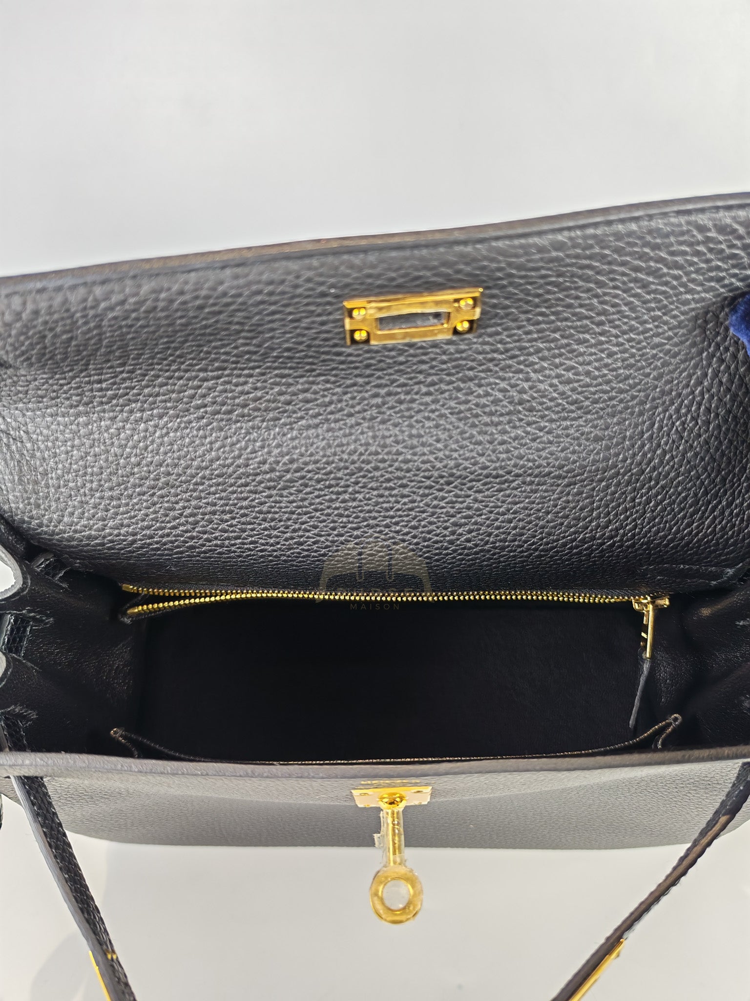 Kelly II 25 Retourne in Noir Togo Leather & Lizard Touch Gold Hardware Stamp B(2023) | Purse Maison Luxury Bags Shop