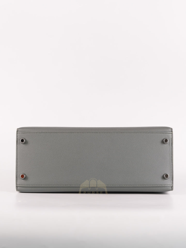 Kelly II Sellier 28 in Vert Amande Epsom Leather Palladium Hardware Stamp D(2019) | Purse Maison Luxury Bags Shop