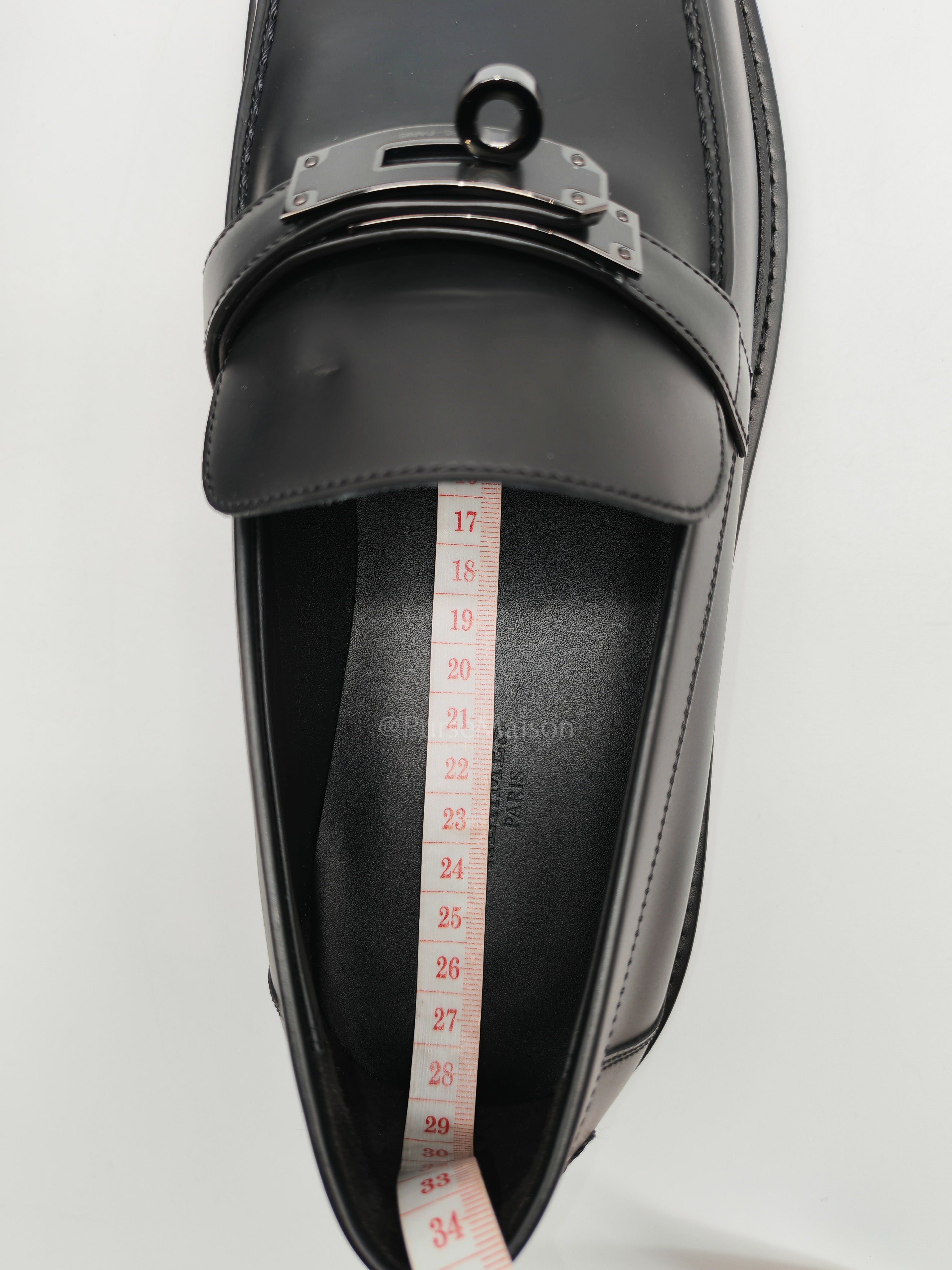Kelly Loafers in Black Size 42 EU (27cm) Stamp W (2024) | Purse Maison Luxury Bags Shop