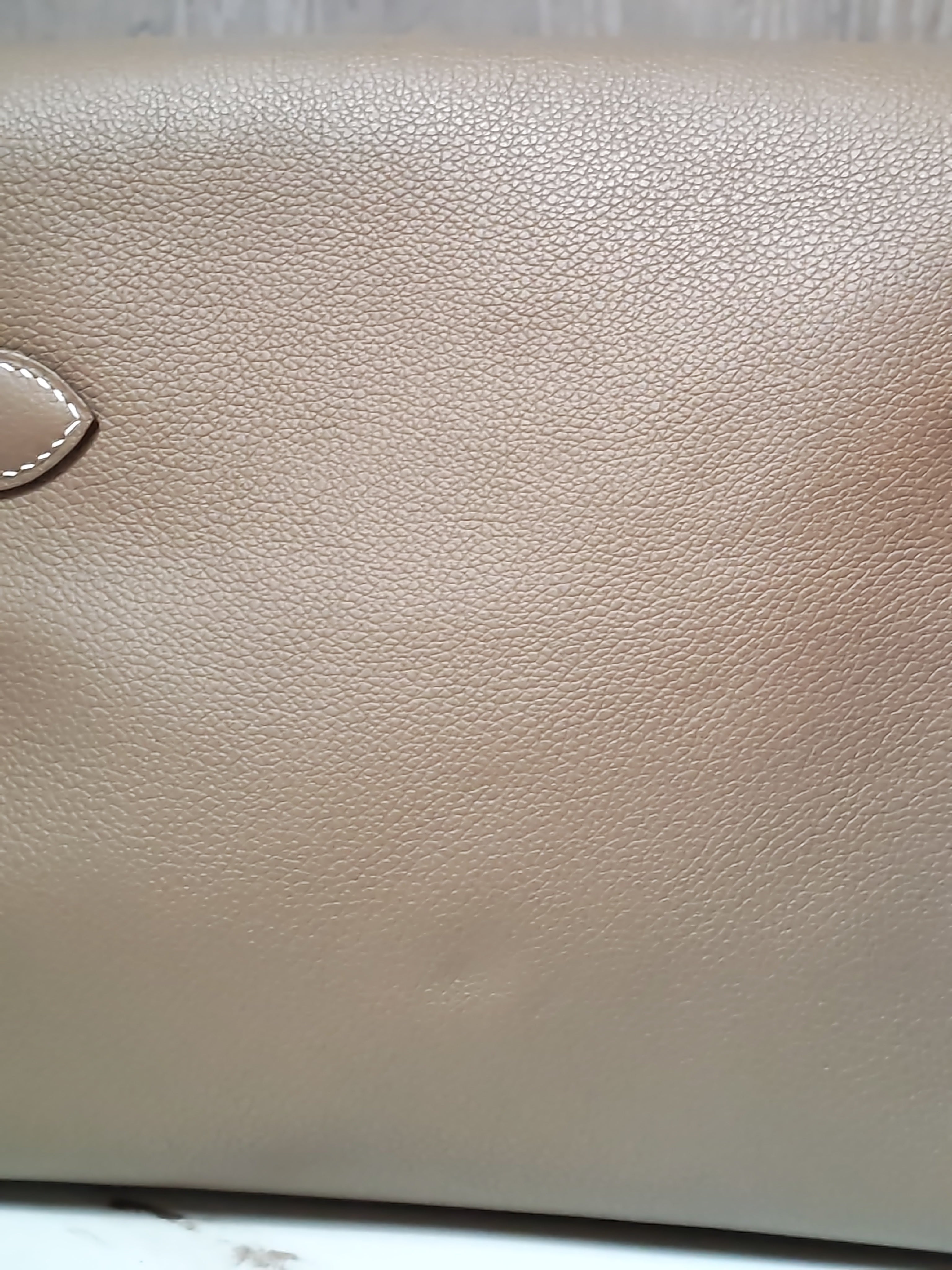 Kelly Messenger PM in Etoupe Evercolor Leather Palladium Hardware Stamp K (2025) | Purse Maison Luxury Bags Shop