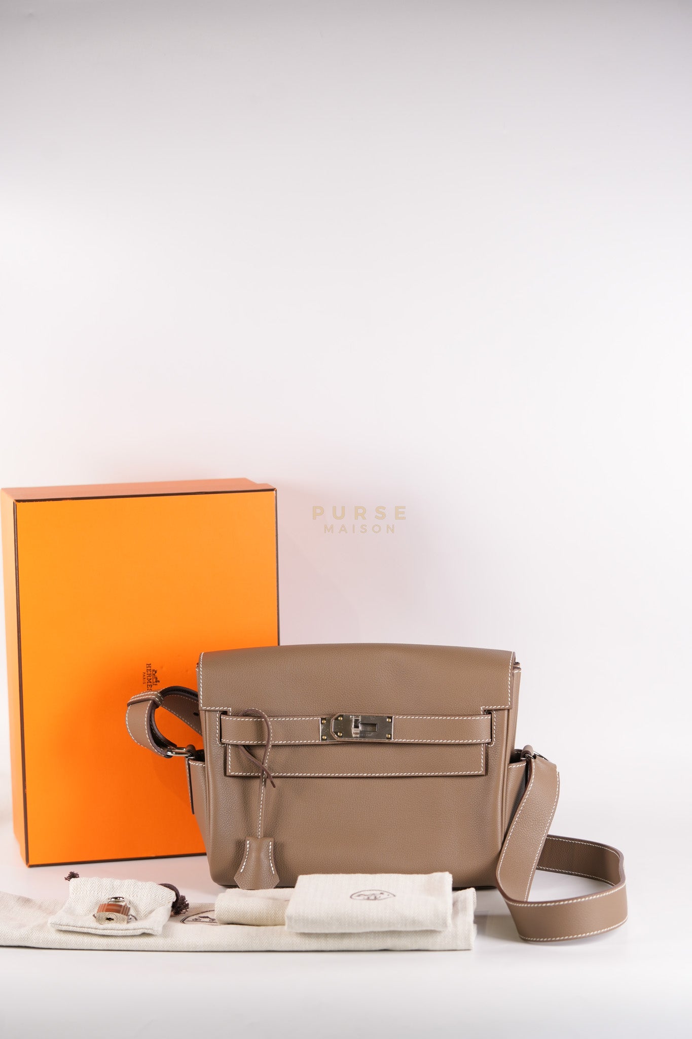 Kelly Messenger PM in Etoupe Evercolor Leather Palladium Hardware Stamp K (2025) | Purse Maison Luxury Bags Shop