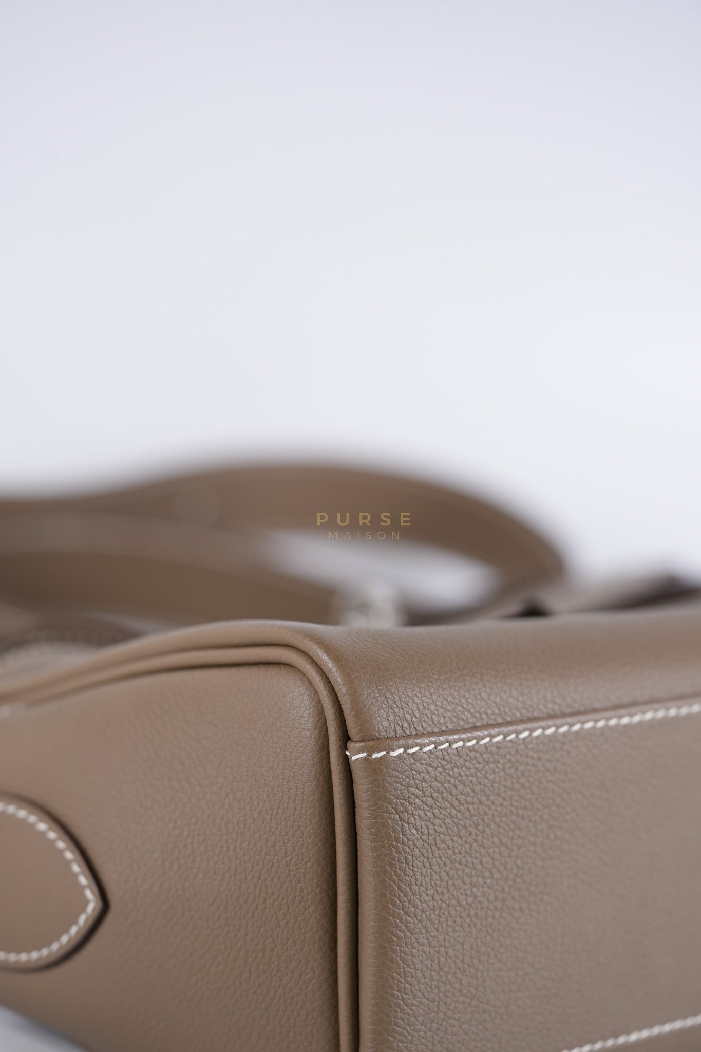 Kelly Messenger PM in Etoupe Evercolor Leather Palladium Hardware Stamp K (2025) | Purse Maison Luxury Bags Shop