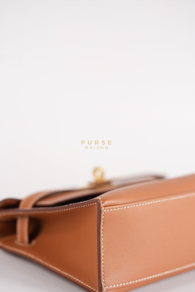 Kelly Pochette in Gold Swift Leather and Gold Hardware Stamp Y (2020) | Purse Maison Luxury Bags Shop