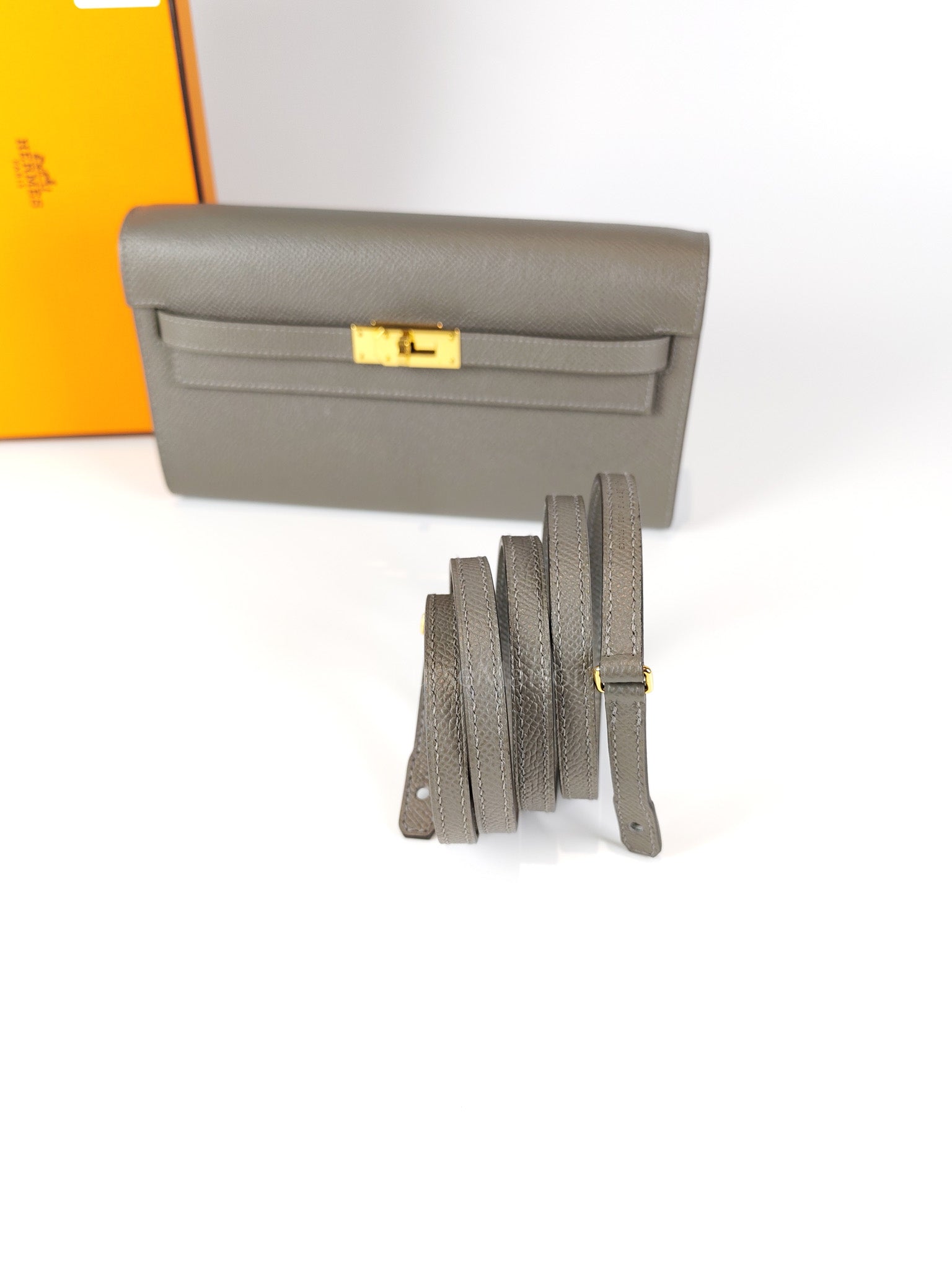 Kelly To Go Gris Meyer in Epsom Leather and Gold Hardware Stamp U (2022) | Purse Maison Luxury Bags Shop