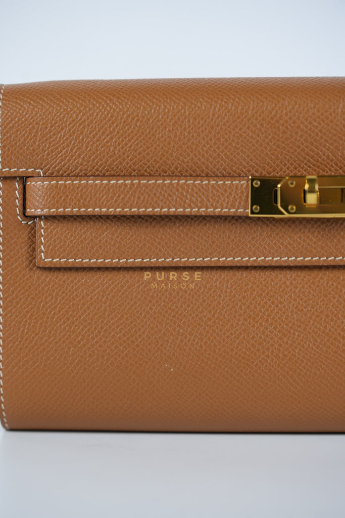 Kelly To Go in Gold Epsom Leather and Gold Hardware Stamp Y (2020) | Purse Maison Luxury Bags Shop