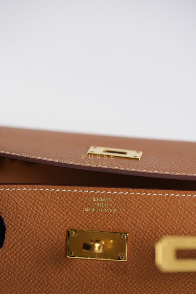 Kelly To Go in Gold Epsom Leather and Gold Hardware Stamp Y (2020) | Purse Maison Luxury Bags Shop