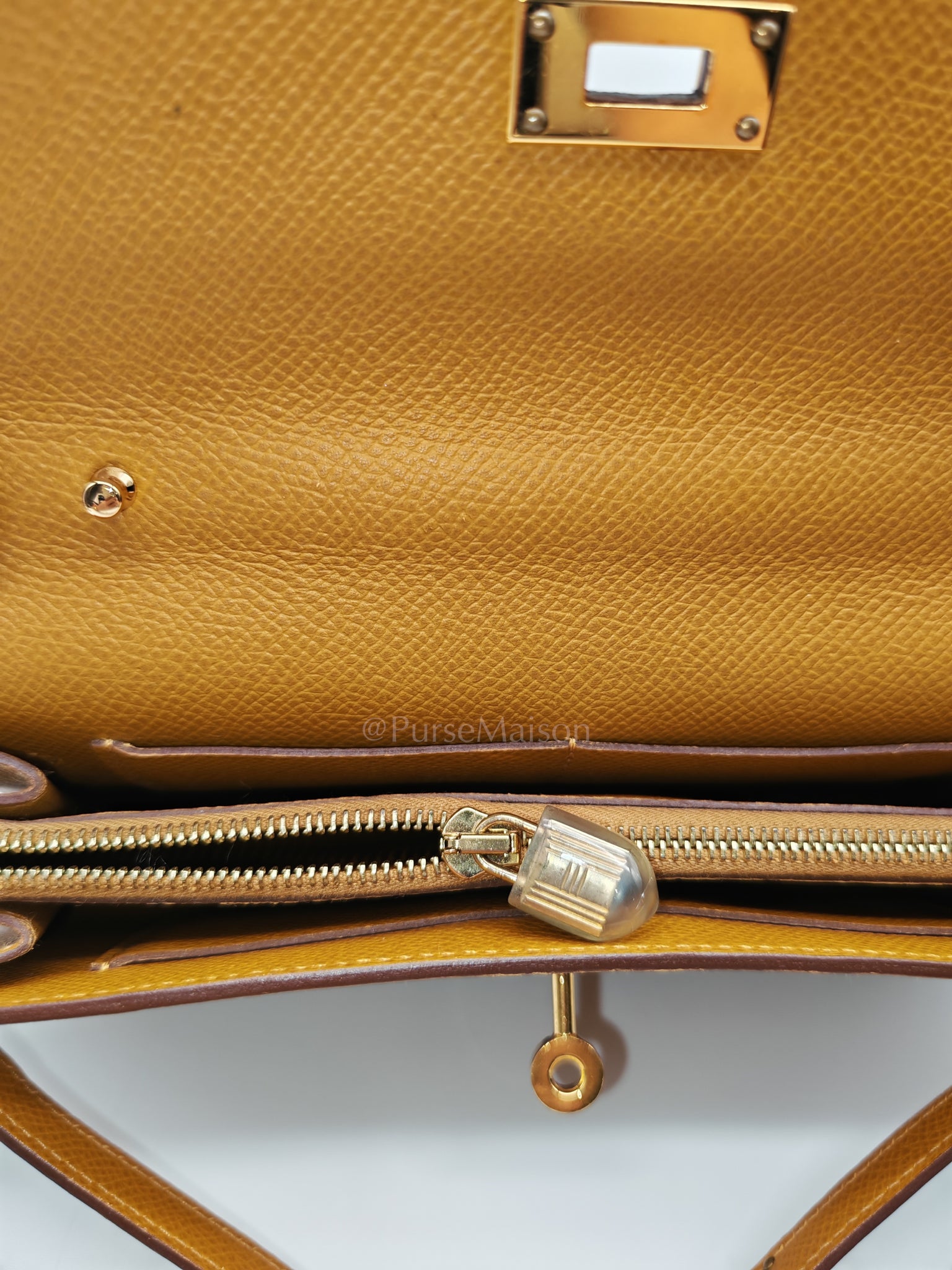 Kelly To Go Sesame in Epsom Leather and Gold Hardware Stamp Y (2020) | Purse Maison Luxury Bags Shop