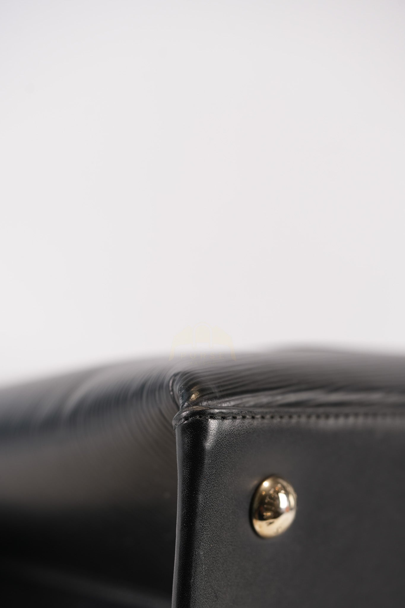 Kleber MM Bag in Black Epi Leather & Silver Hardware (Date Code: FO3106) | Purse Maison Luxury Bags Shop