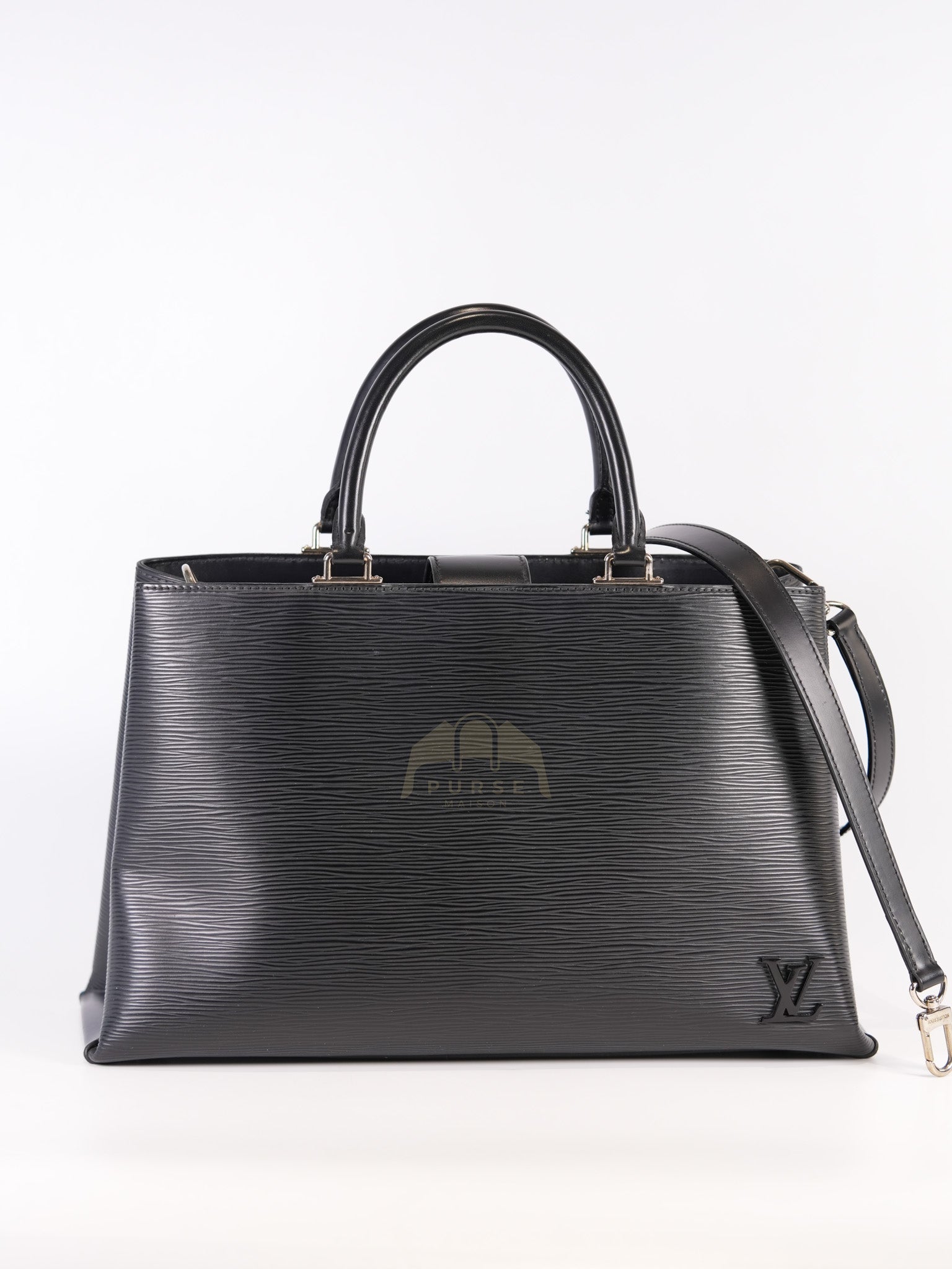 Kleber MM Bag in Black Epi Leather & Silver Hardware (Date Code: FO3106) | Purse Maison Luxury Bags Shop