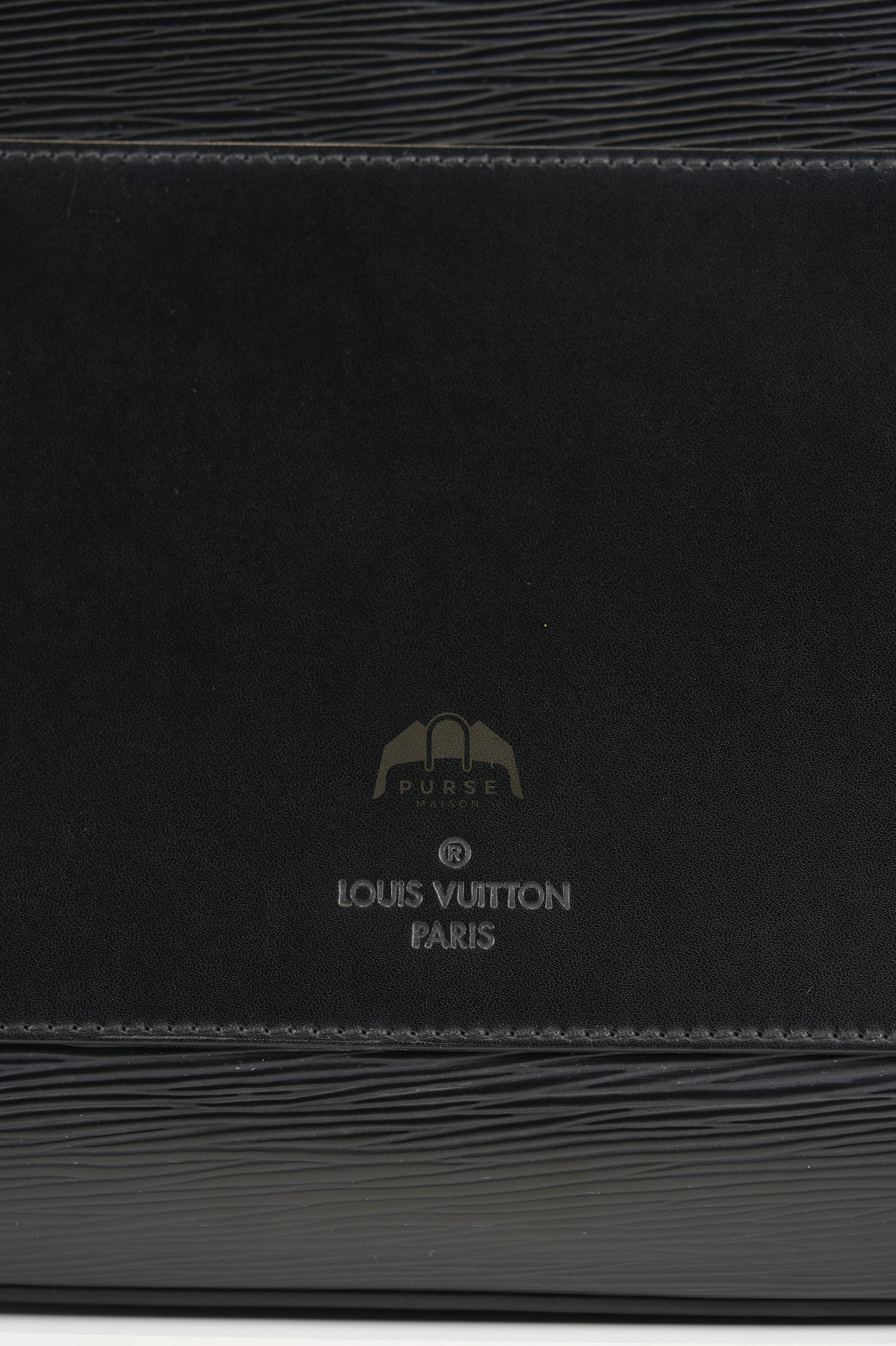 Kleber MM Bag in Black Epi Leather & Silver Hardware (Date Code: FO3106) | Purse Maison Luxury Bags Shop