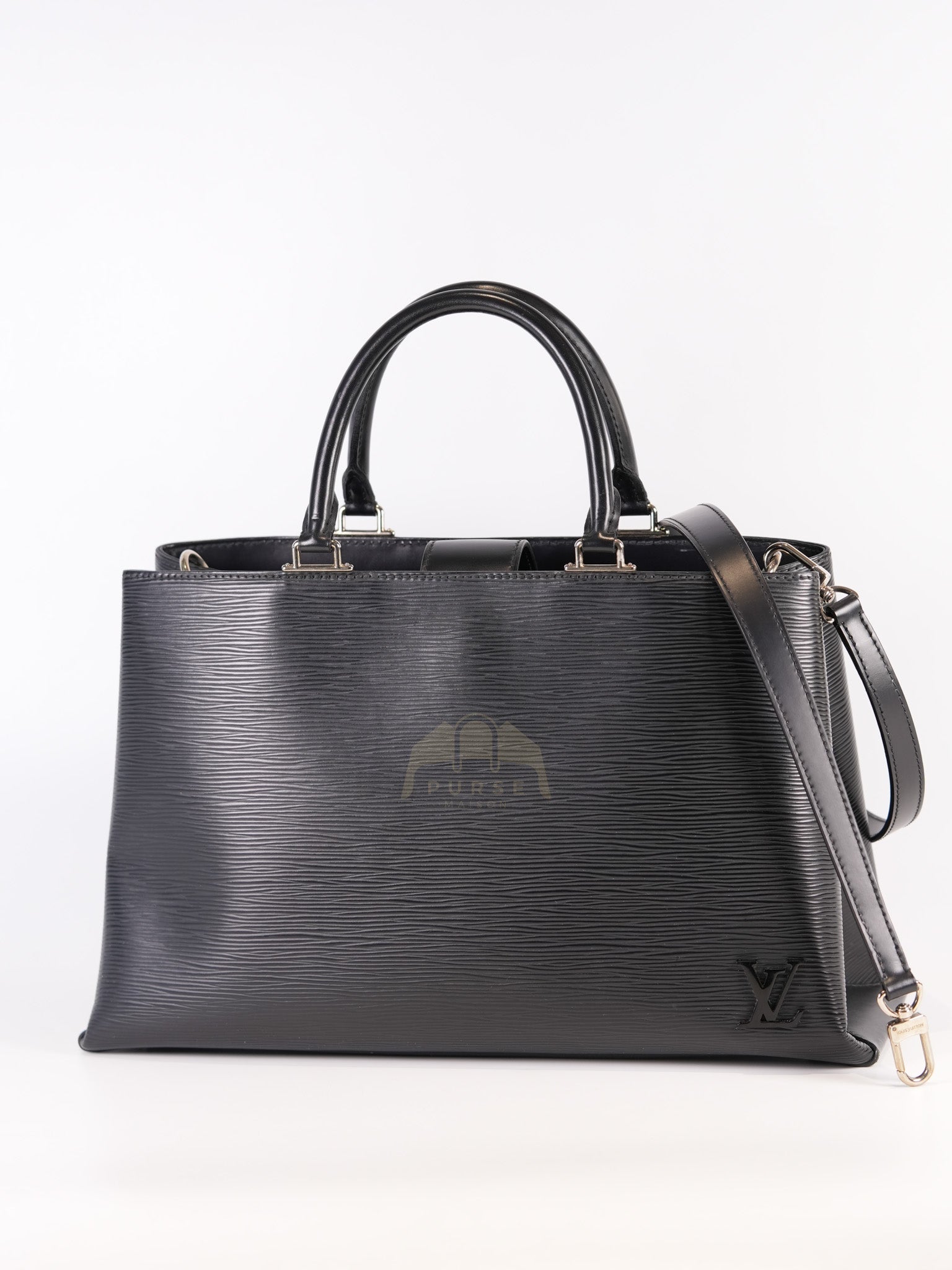 Kleber MM Bag in Black Epi Leather & Silver Hardware (Date Code: FO3106) | Purse Maison Luxury Bags Shop