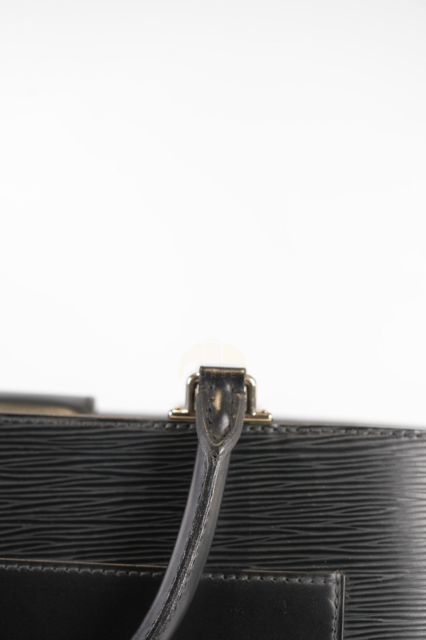 Kleber MM Bag in Black Epi Leather & Silver Hardware (Date Code: FO3106) | Purse Maison Luxury Bags Shop