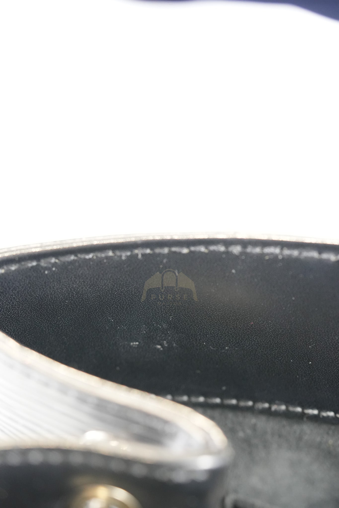 Kleber MM Bag in Black Epi Leather & Silver Hardware (Date Code: FO3106) | Purse Maison Luxury Bags Shop