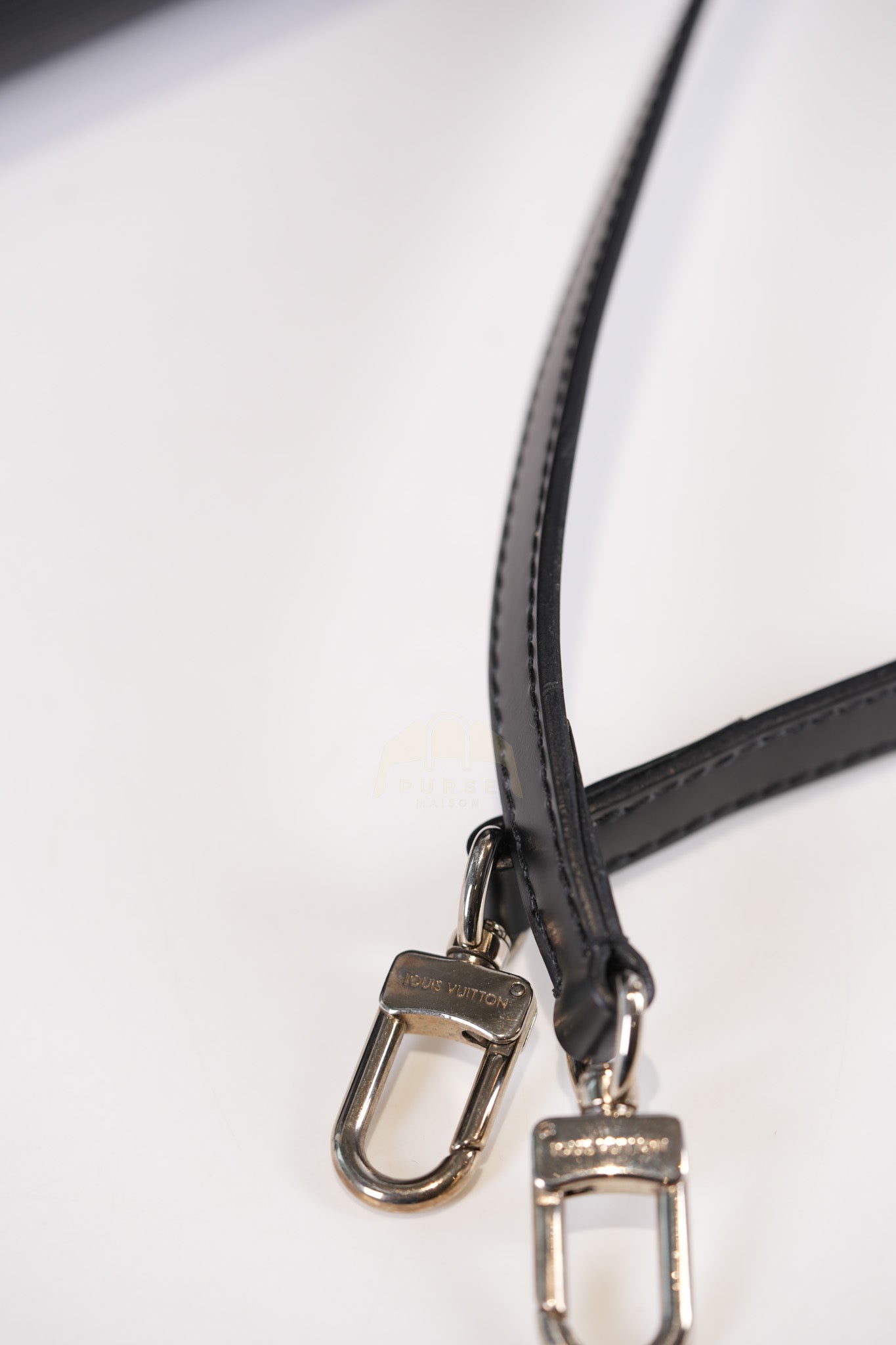 Kleber MM Bag in Black Epi Leather & Silver Hardware (Date Code: FO3106) | Purse Maison Luxury Bags Shop