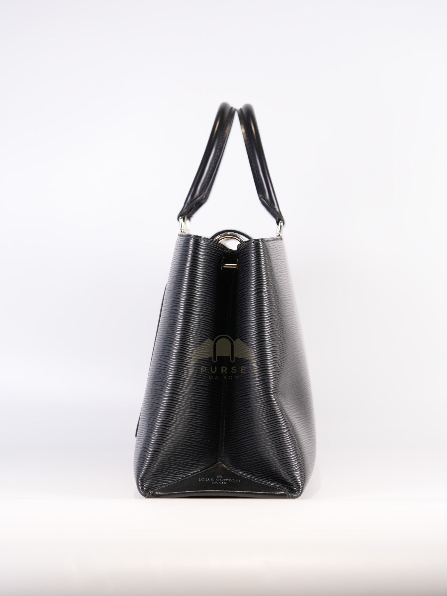 Kleber MM Bag in Black Epi Leather & Silver Hardware (Date Code: FO3106) | Purse Maison Luxury Bags Shop