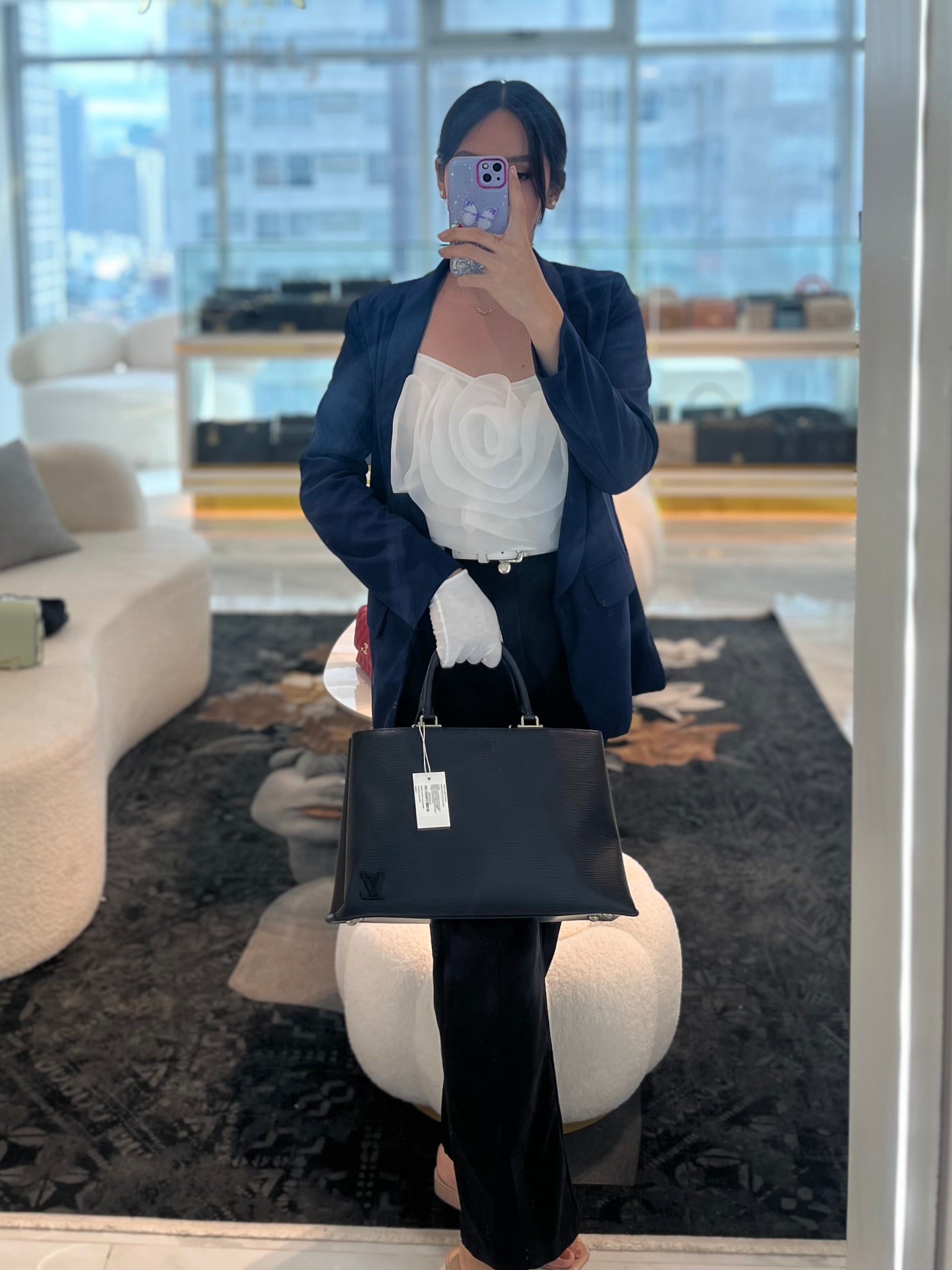 Kleber MM Bag in Black Epi Leather & Silver Hardware (Date Code: FO3106) | Purse Maison Luxury Bags Shop