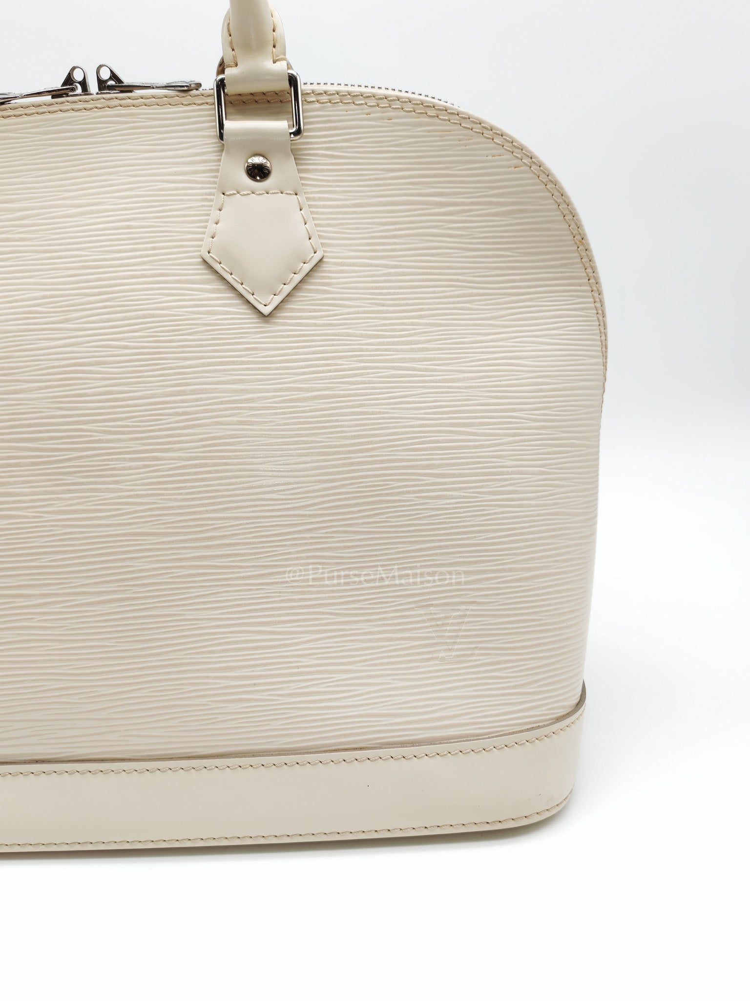 Alma PM in Ivoire Epi Leather & Silver Hardware (Date Code: FL2047)