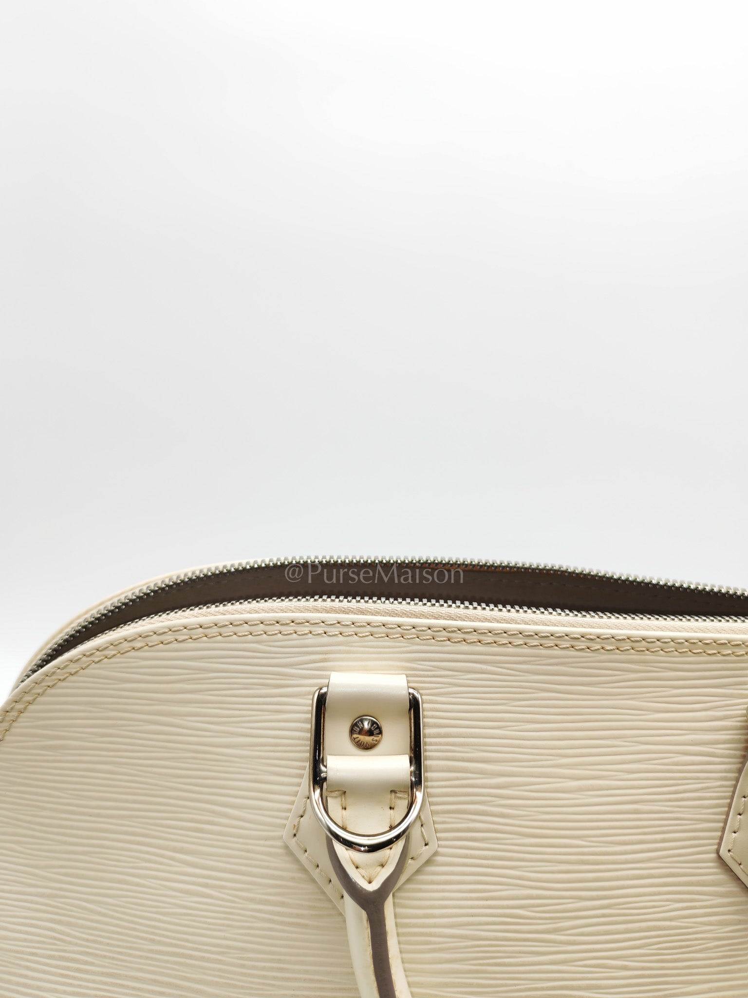 Alma PM in Ivoire Epi Leather & Silver Hardware (Date Code: FL2047)