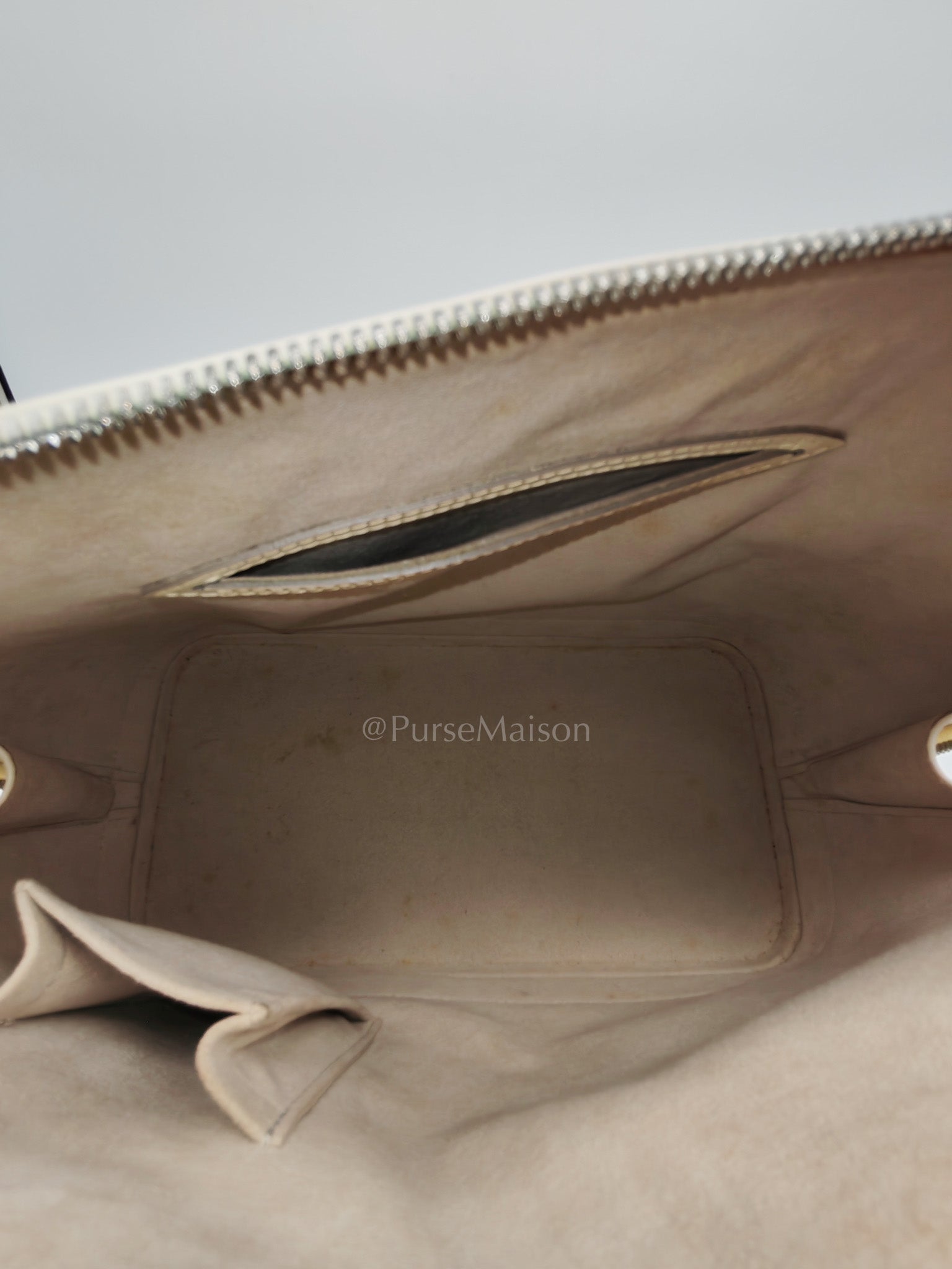 Alma PM in Ivoire Epi Leather & Silver Hardware (Date Code: FL2047)