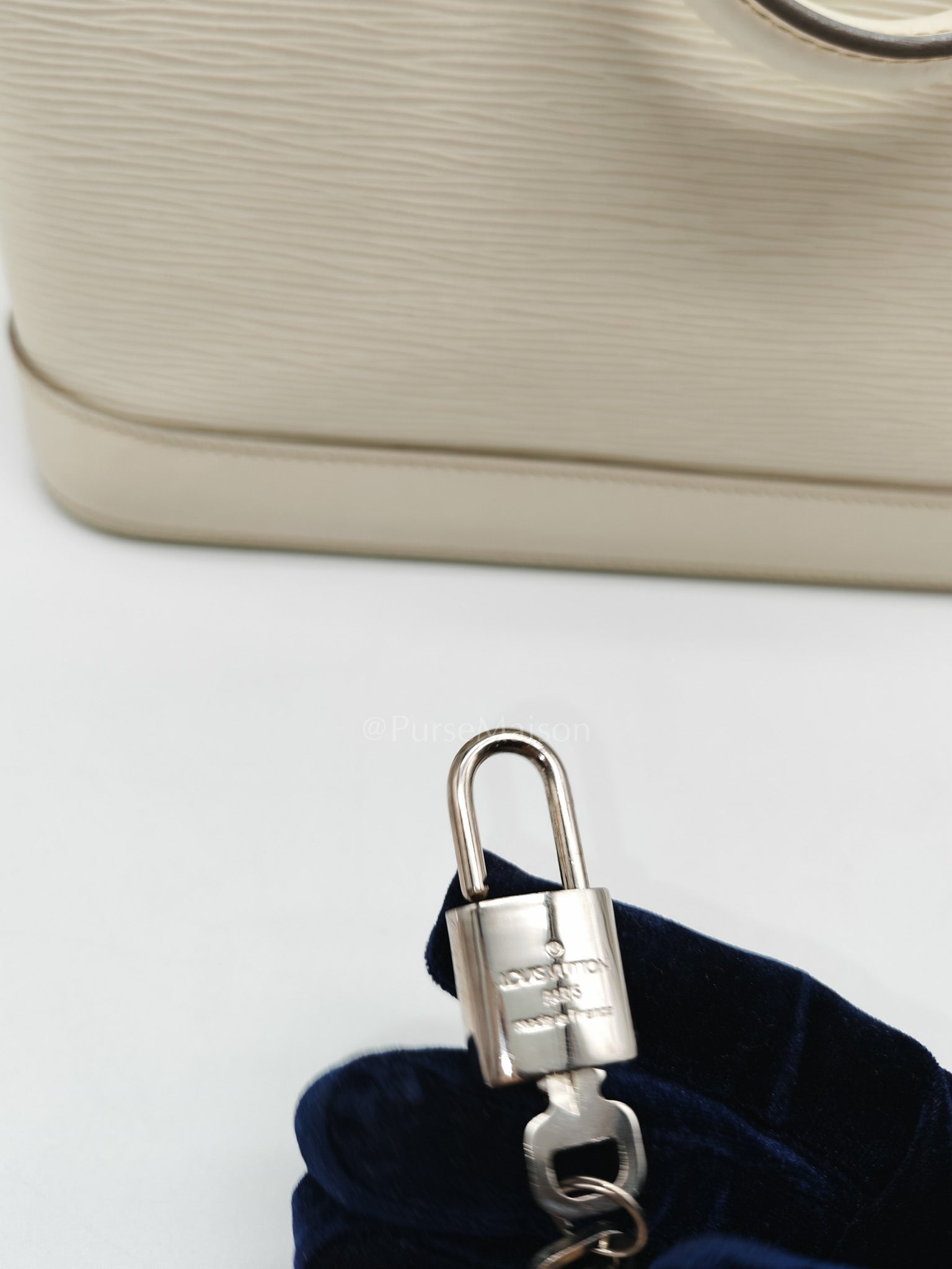 Alma PM in Ivoire Epi Leather & Silver Hardware (Date Code: FL2047)