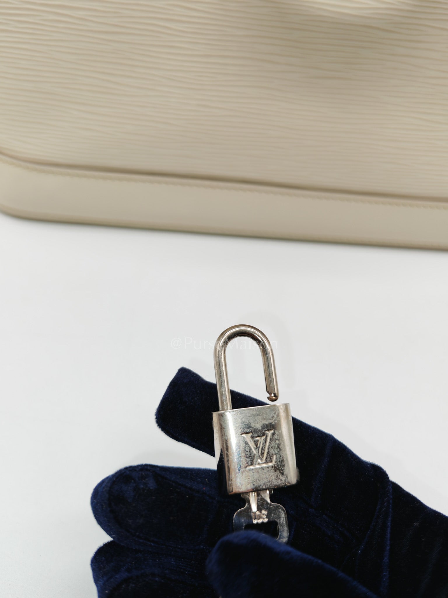 Alma PM in Ivoire Epi Leather & Silver Hardware (Date Code: FL2047)