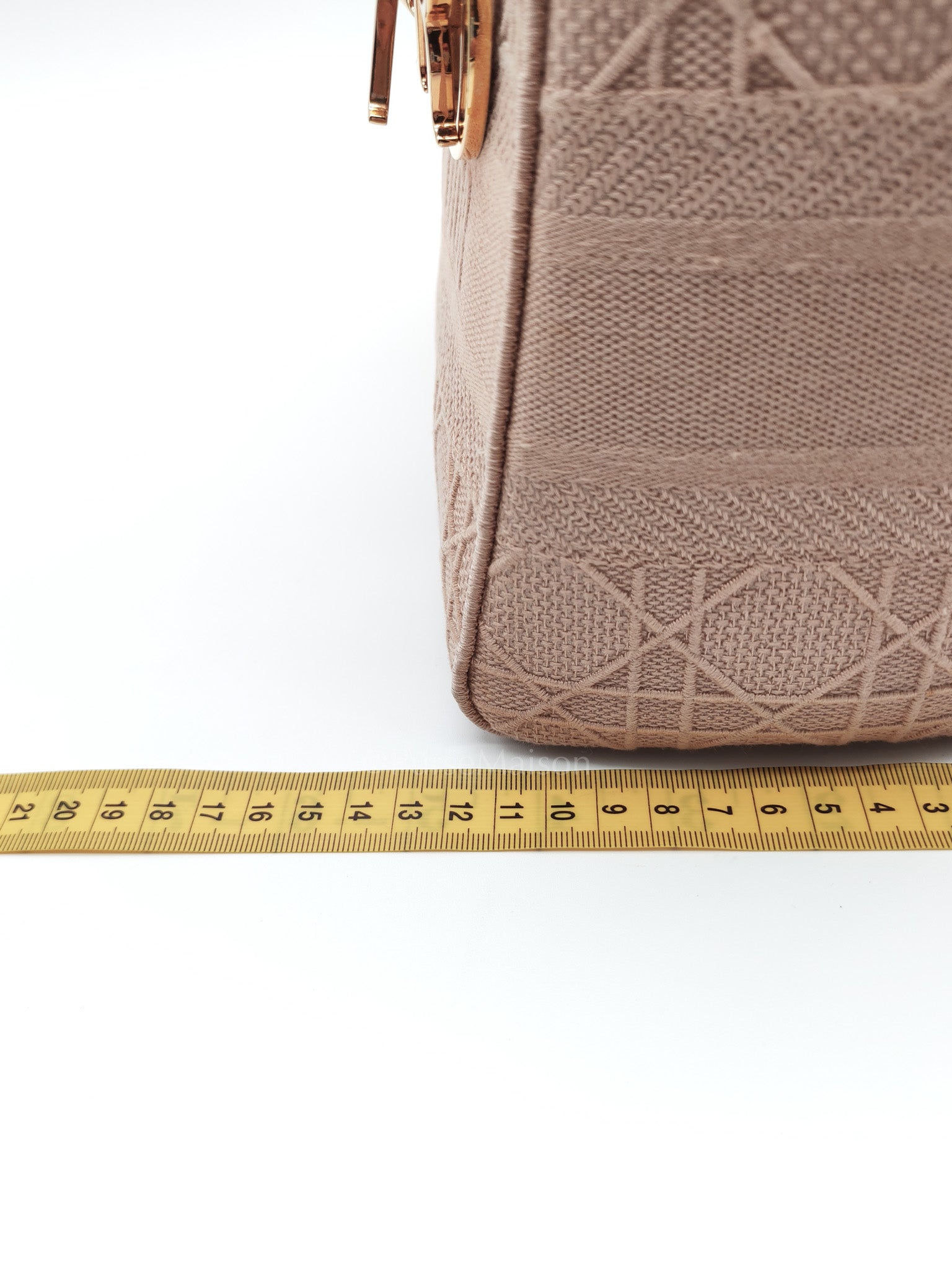 Lady D-Lite Medium in Blush Rose Canvas and Rose Gold Hardware Shoulder Bag | Purse Maison Luxury Bags Shop