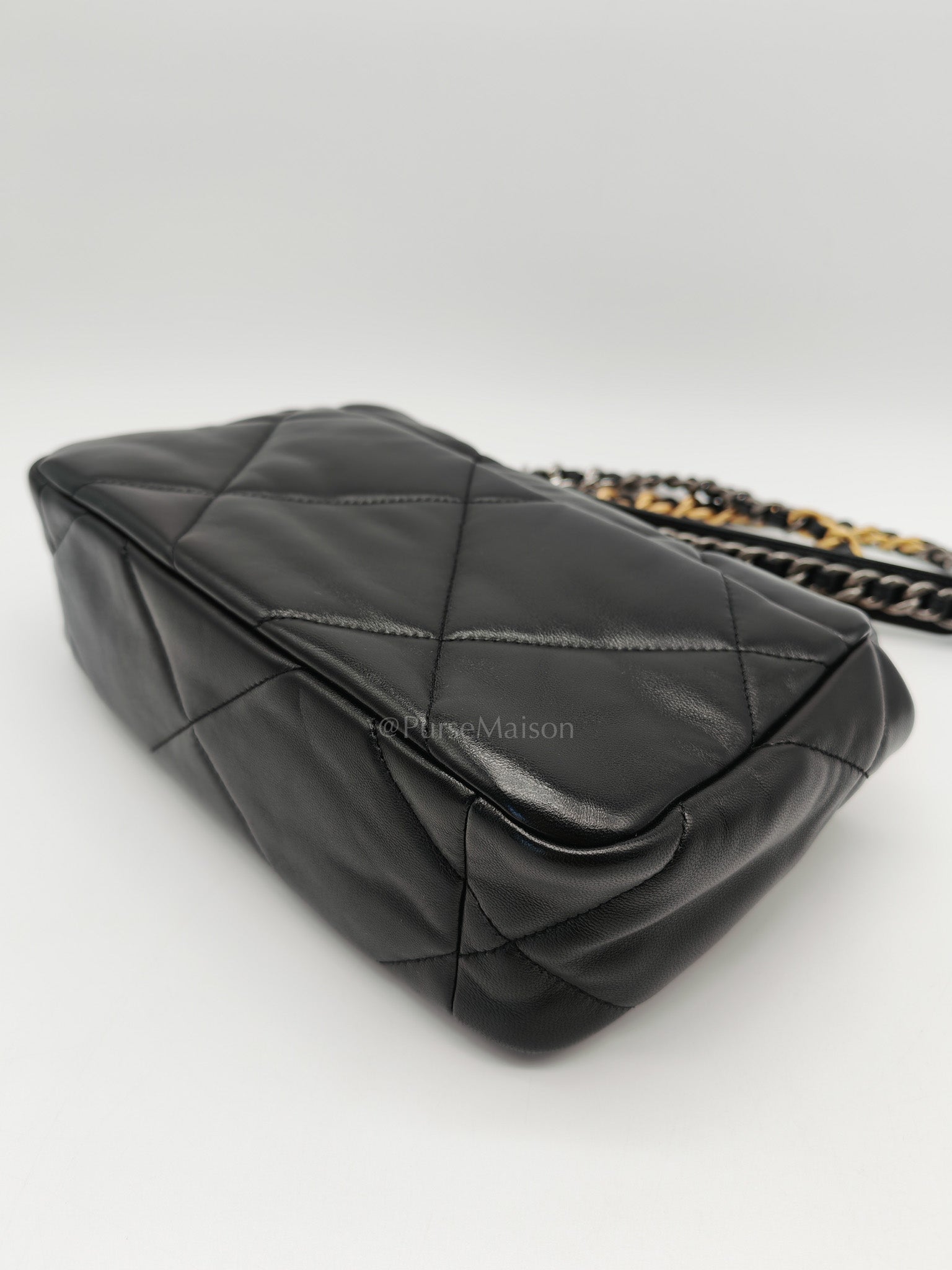 19 Small in Black Quilted Shiny Lambskin & Mix Hardware Microchip