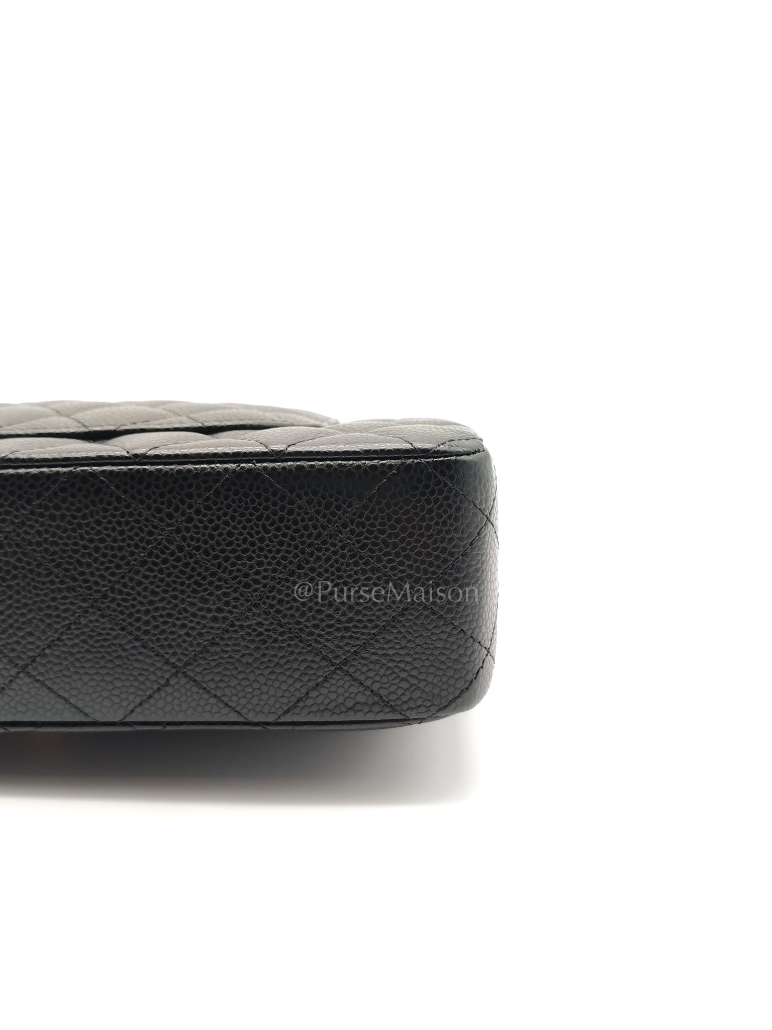 Classic Double Flap Medium in Black Caviar Leather and Gold Hardware (Microchip) | Purse Maison Luxury Bags Shop