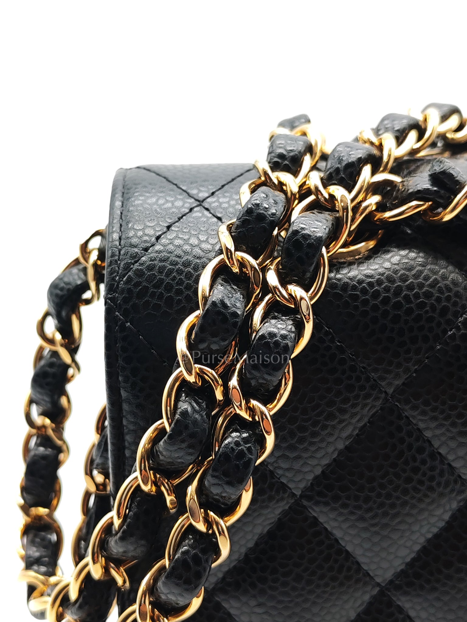 Classic Double Flap Medium in Black Caviar Leather and Gold Hardware (Microchip) | Purse Maison Luxury Bags Shop