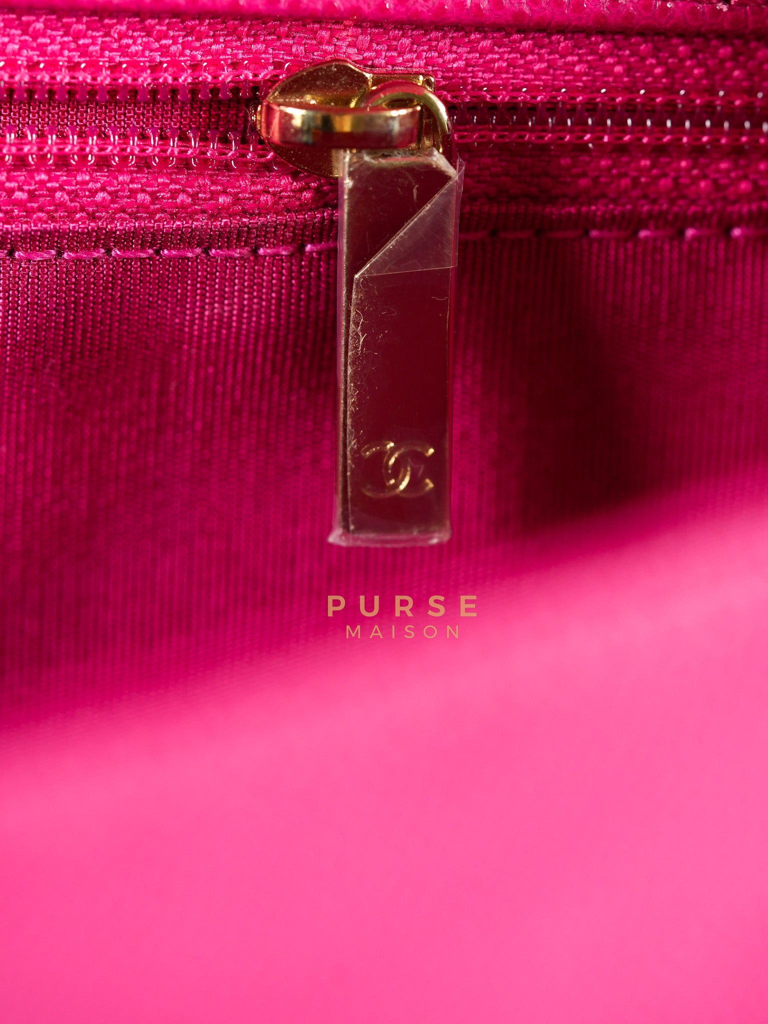 Le Boy New Medium in Pink Caviar Leather & Light Gold Hardware (Series 23) | Purse Maison Luxury Bags Shop