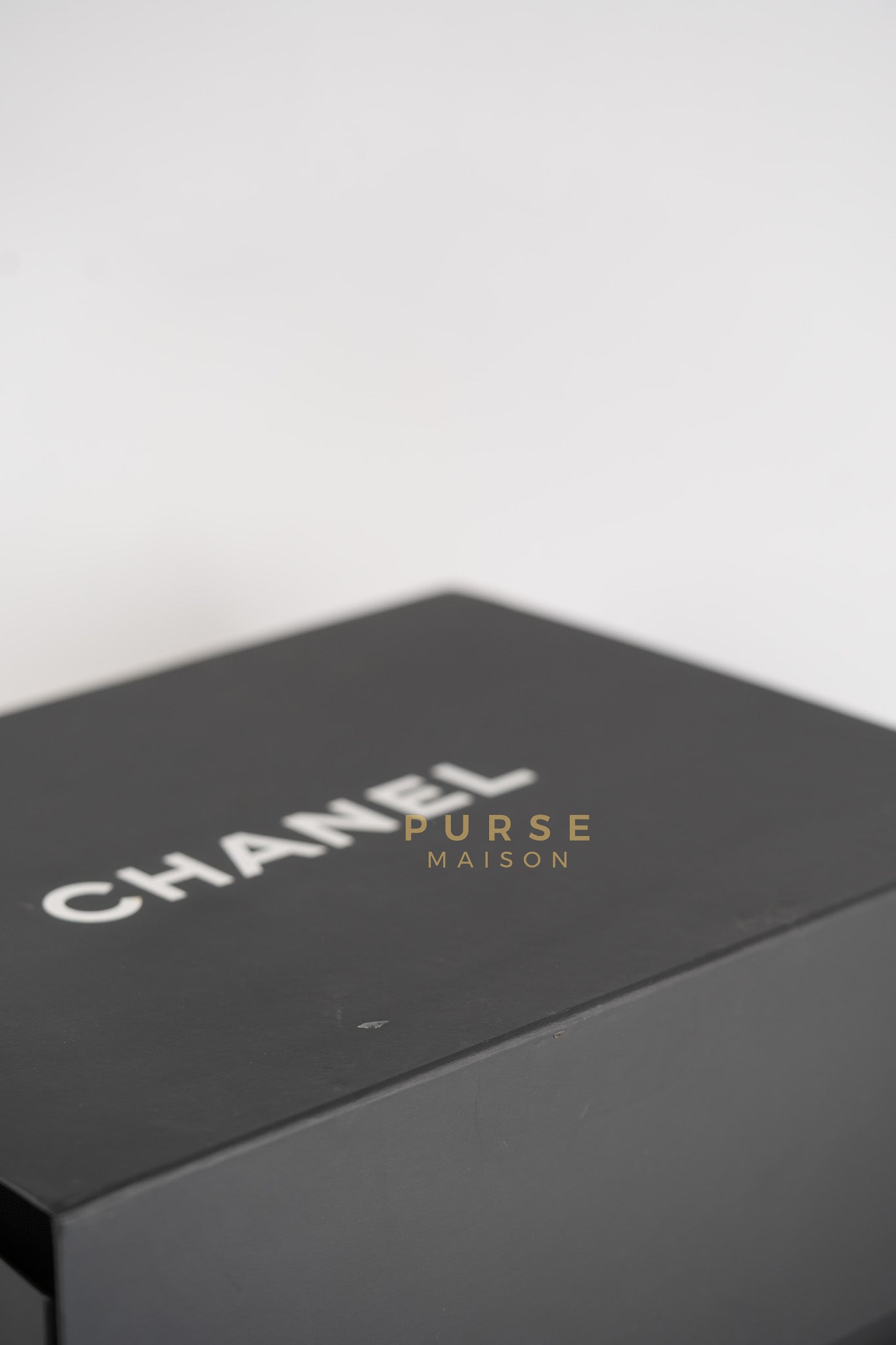 Le Boy New Medium in Pink Caviar Leather & Light Gold Hardware (Series 23) | Purse Maison Luxury Bags Shop