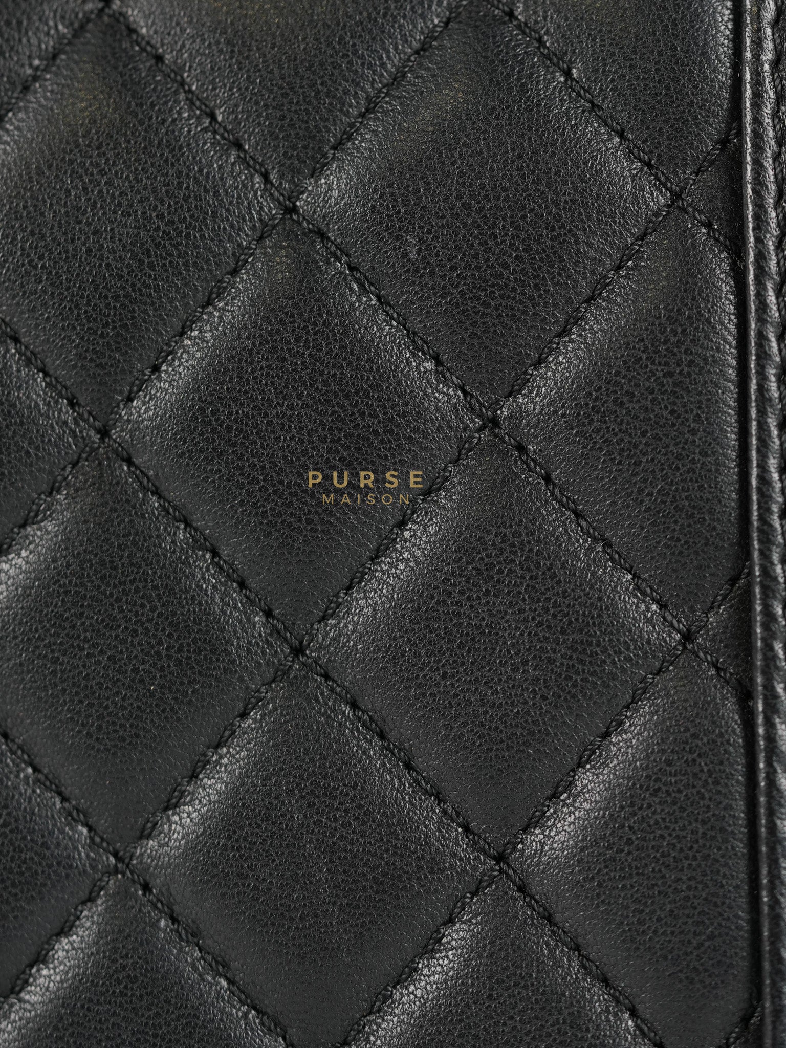 Le Boy Old Medium in Black Quilted Lambskin Leather & Ruthenium Hardware (Series 23) | Purse Maison Luxury Bags Shop