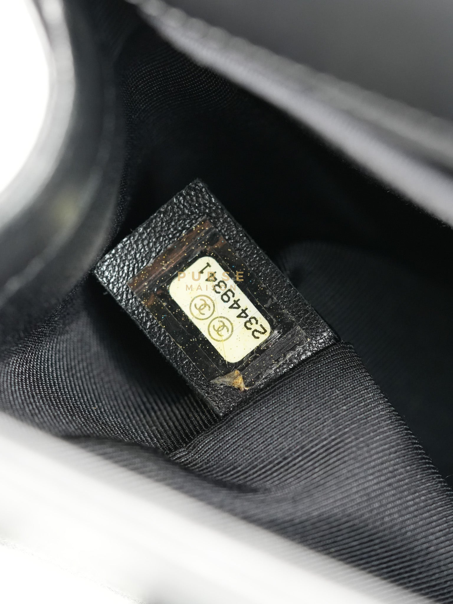 Le Boy Old Medium in Black Quilted Lambskin Leather & Ruthenium Hardware (Series 23) | Purse Maison Luxury Bags Shop