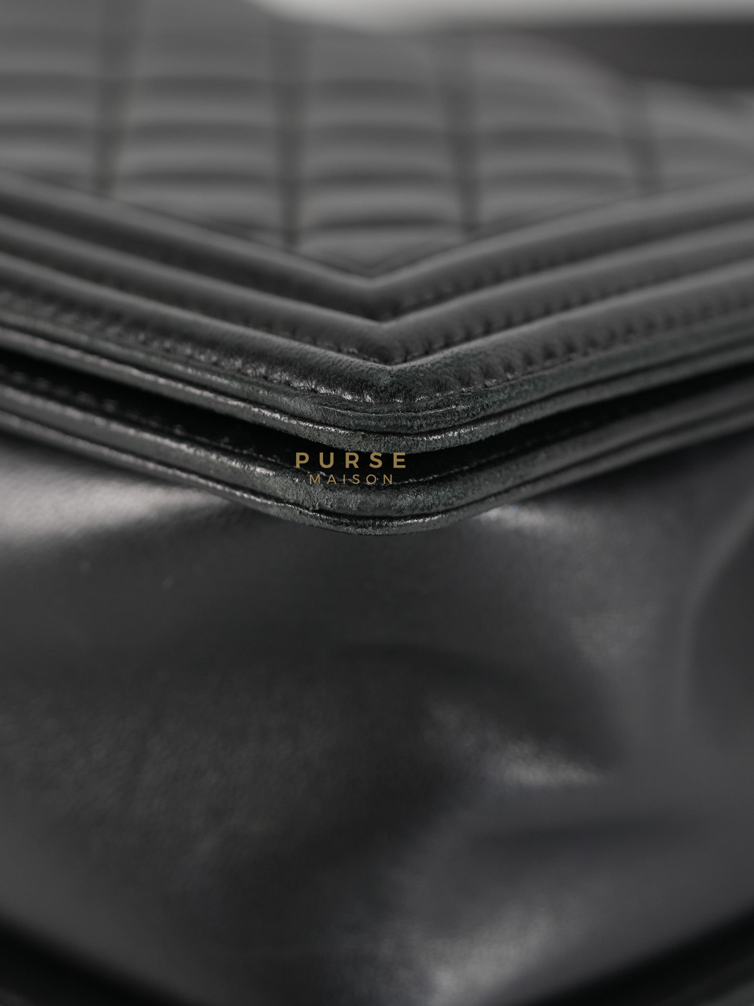 Le Boy Old Medium in Black Quilted Lambskin Leather & Ruthenium Hardware (Series 23) | Purse Maison Luxury Bags Shop
