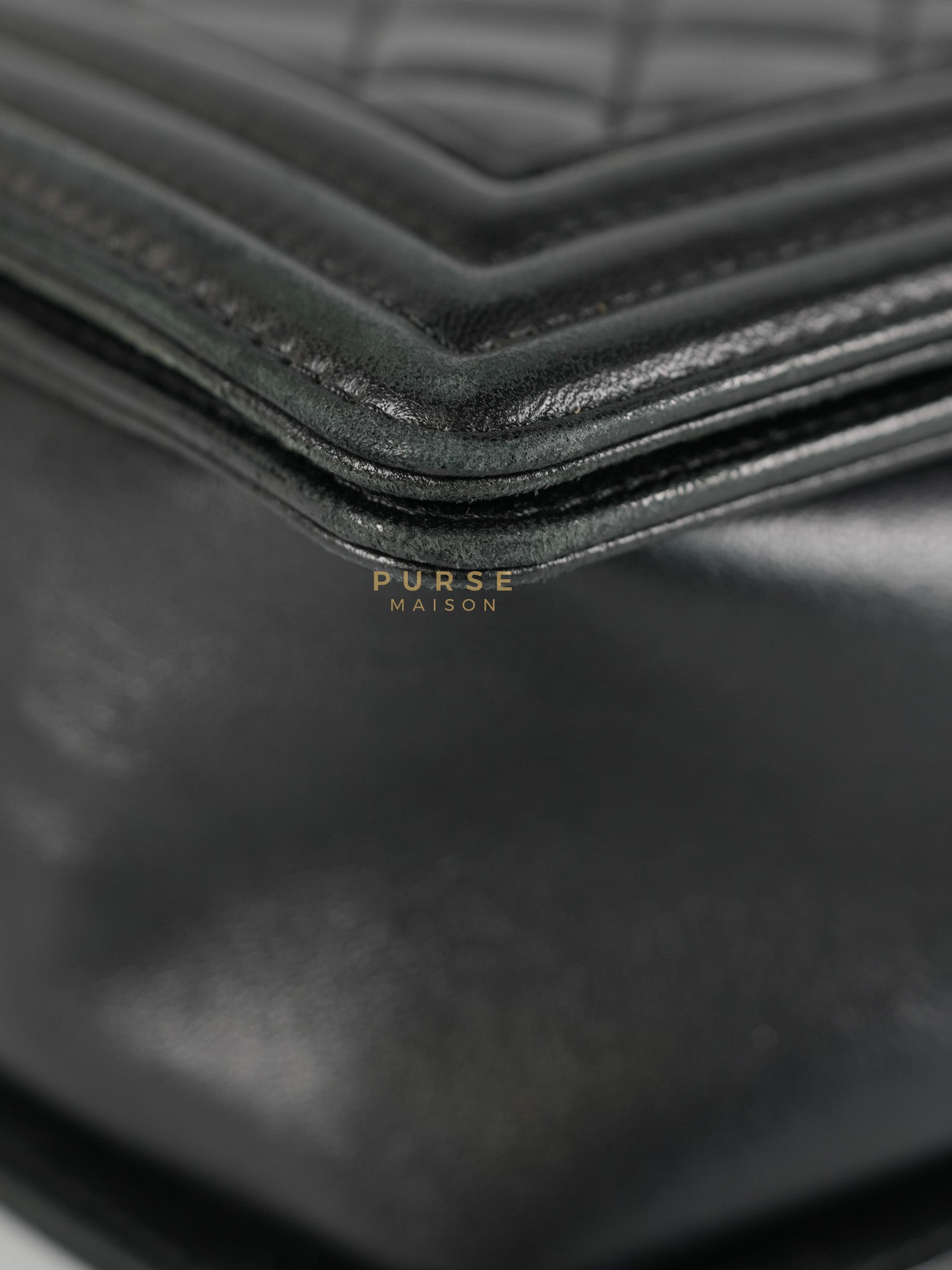 Le Boy Old Medium in Black Quilted Lambskin Leather & Ruthenium Hardware (Series 23) | Purse Maison Luxury Bags Shop