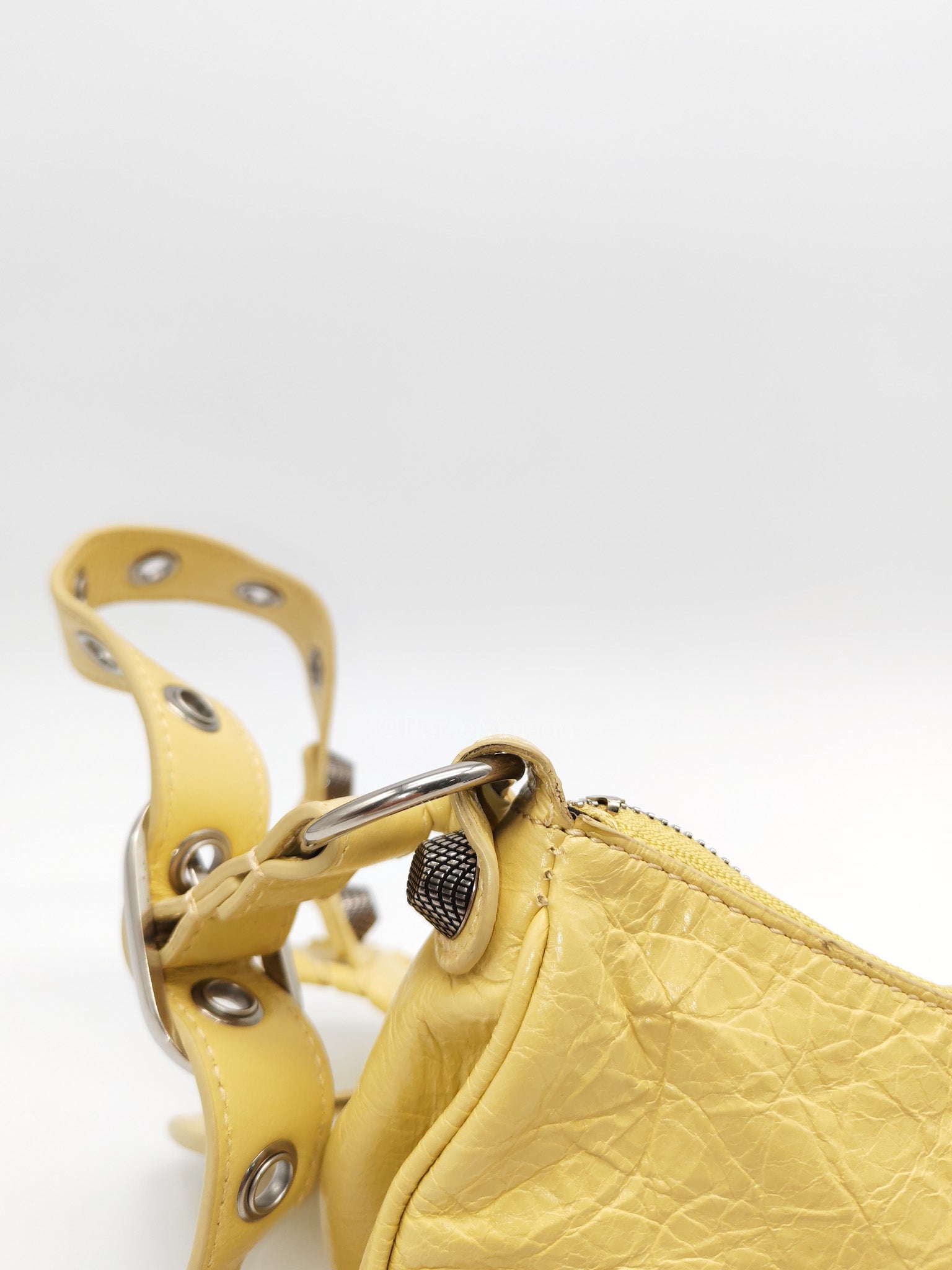 Le Cagole Butter Yellow Shoulder Bag | Purse Maison Luxury Bags Shop