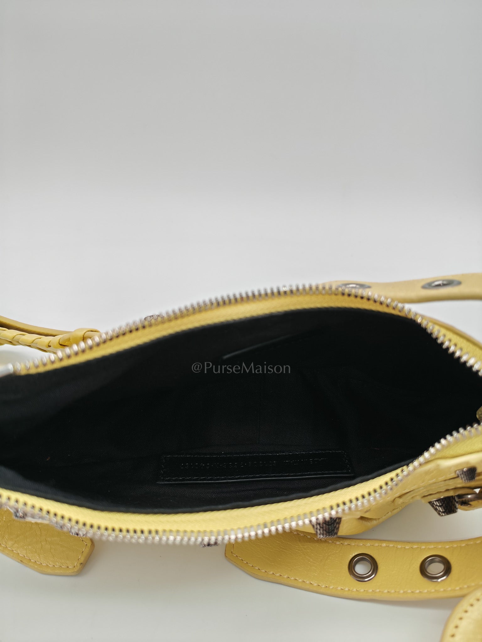 Le Cagole Butter Yellow Shoulder Bag | Purse Maison Luxury Bags Shop