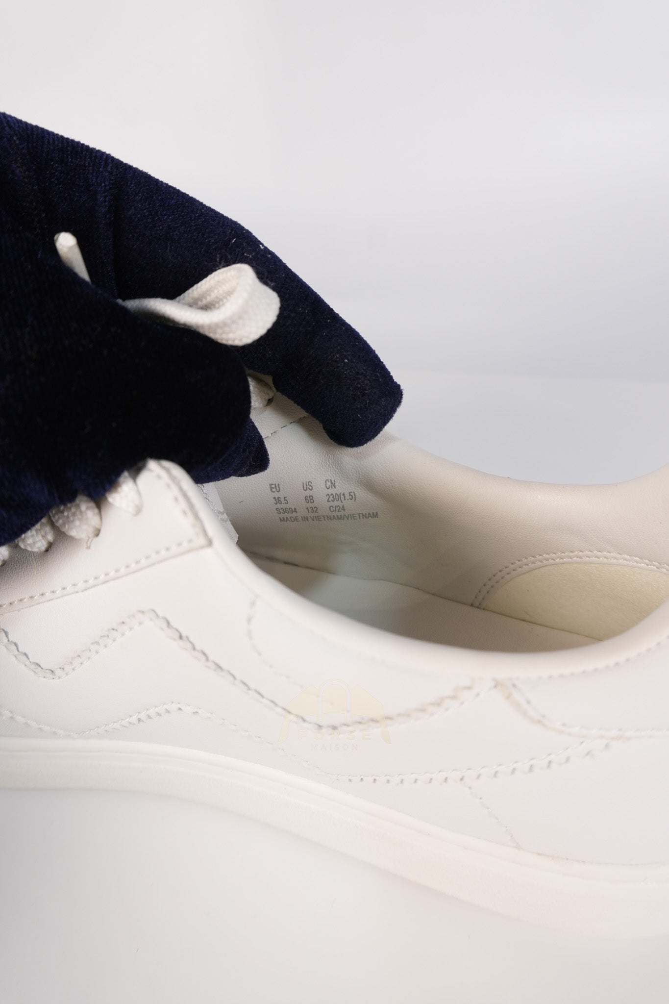 Leather White Sneakers 36.5 EU(23.3 cm) | Purse Maison Luxury Bags Shop