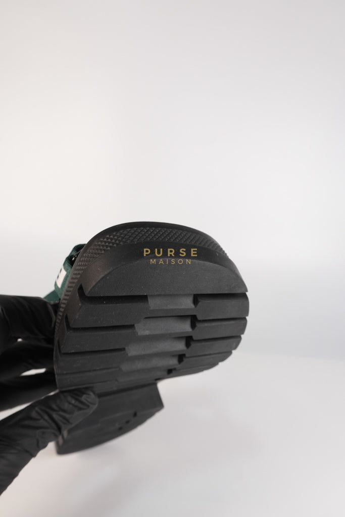 Leo Sandals in Black/Green Size 38 EU (24cm) | Purse Maison Luxury Bags Shop