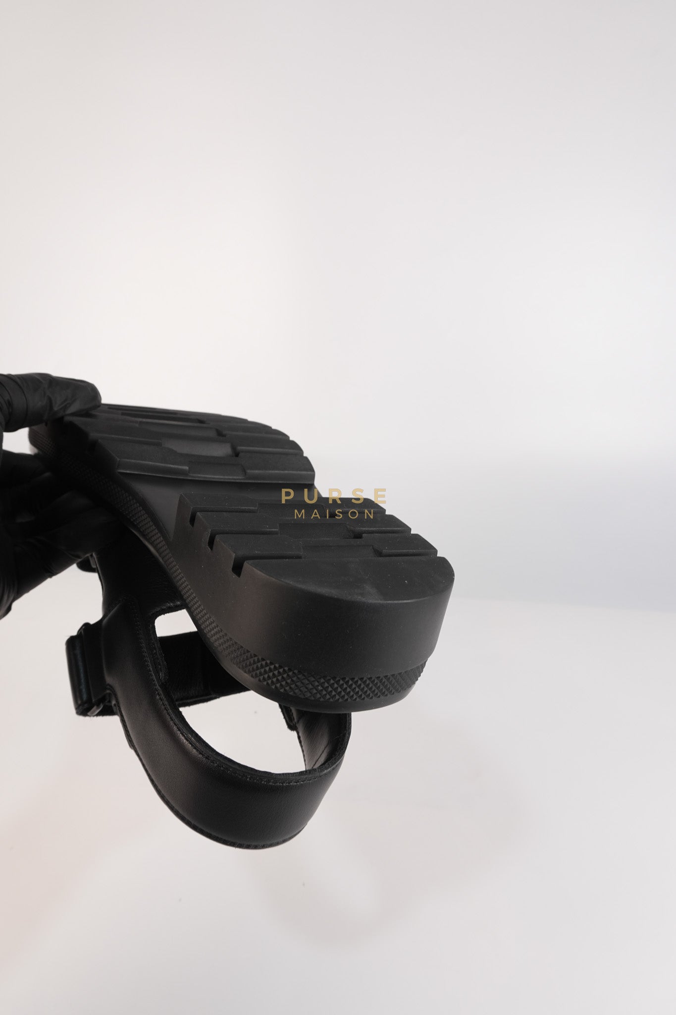 Leo Scratch Sandals in Black Size 39 EU (25cm) | Purse Maison Luxury Bags Shop