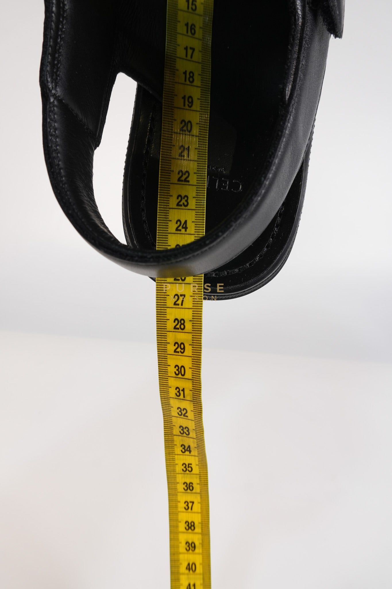 Leo Scratch Sandals in Black Size 39 EU (25cm) | Purse Maison Luxury Bags Shop