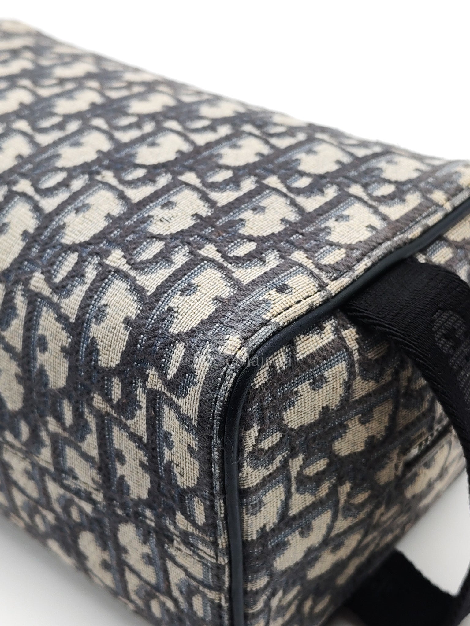 Lingot 22 Toiletry Pouch in Blue Oblique Jacquard Canvas