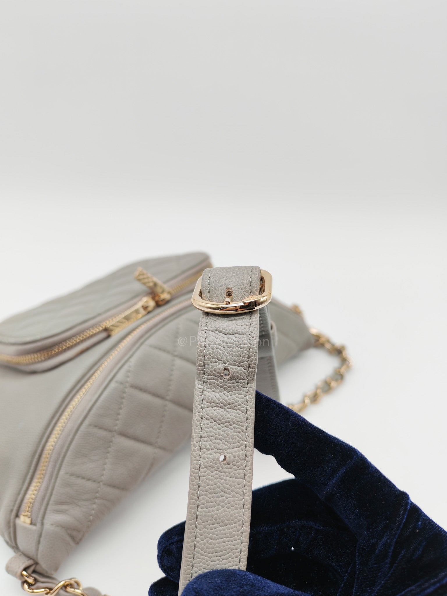 Bussiness Affinity Waist Bag in Gray Caviar Leather and Light Gold Hardware Series 27