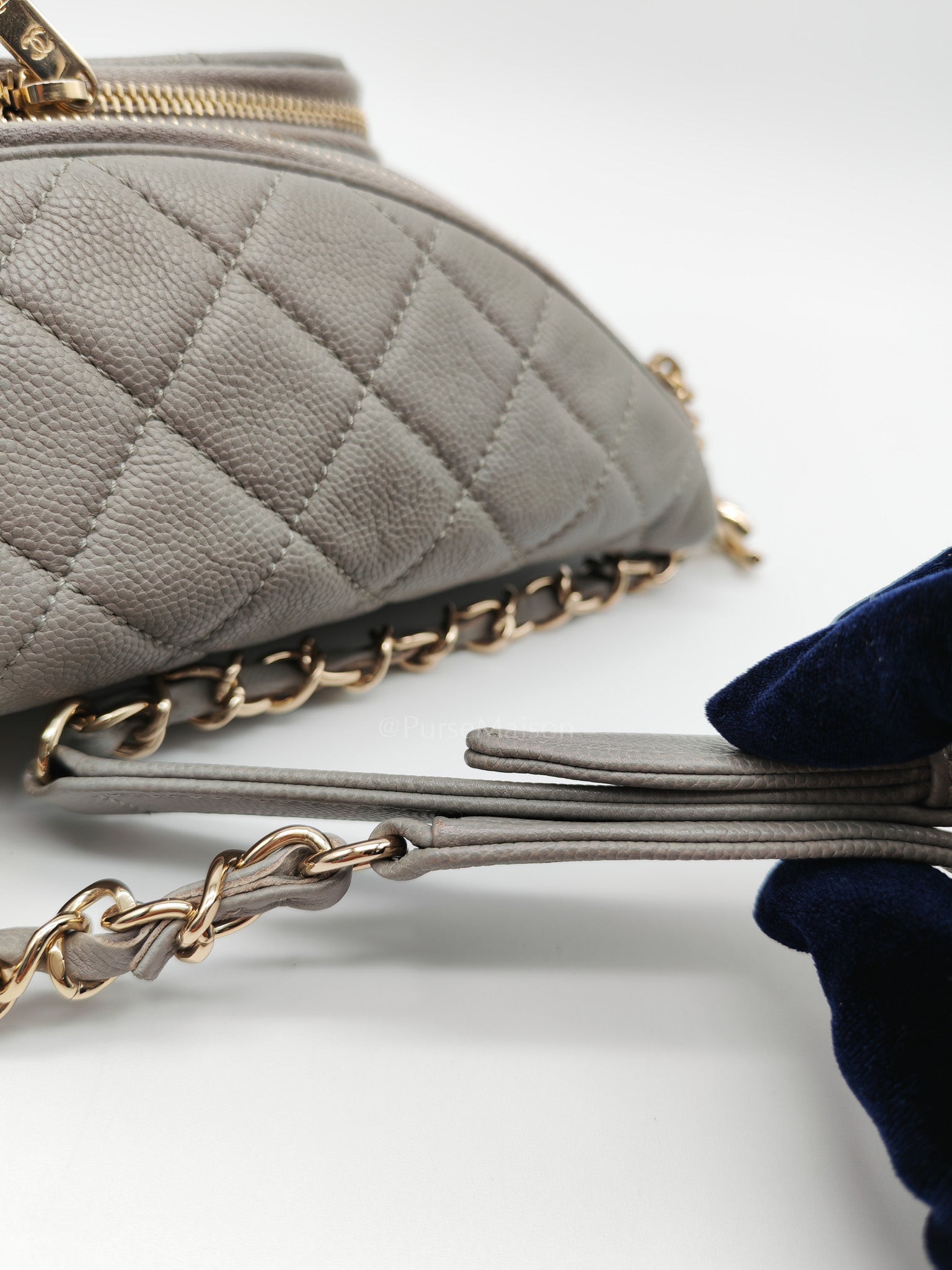 Bussiness Affinity Waist Bag in Gray Caviar Leather and Light Gold Hardware Series 27