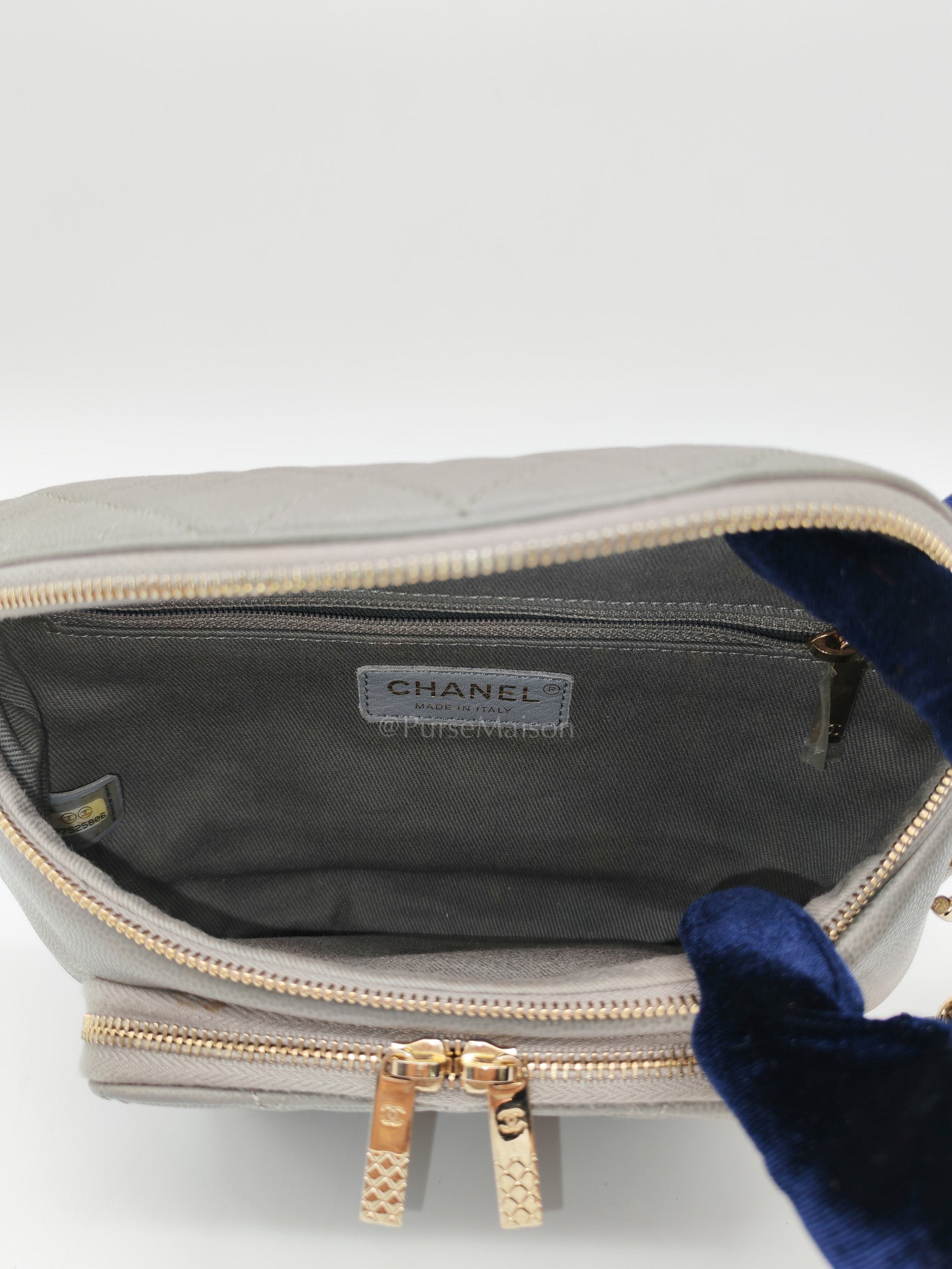 Bussiness Affinity Waist Bag in Gray Caviar Leather and Light Gold Hardware Series 27
